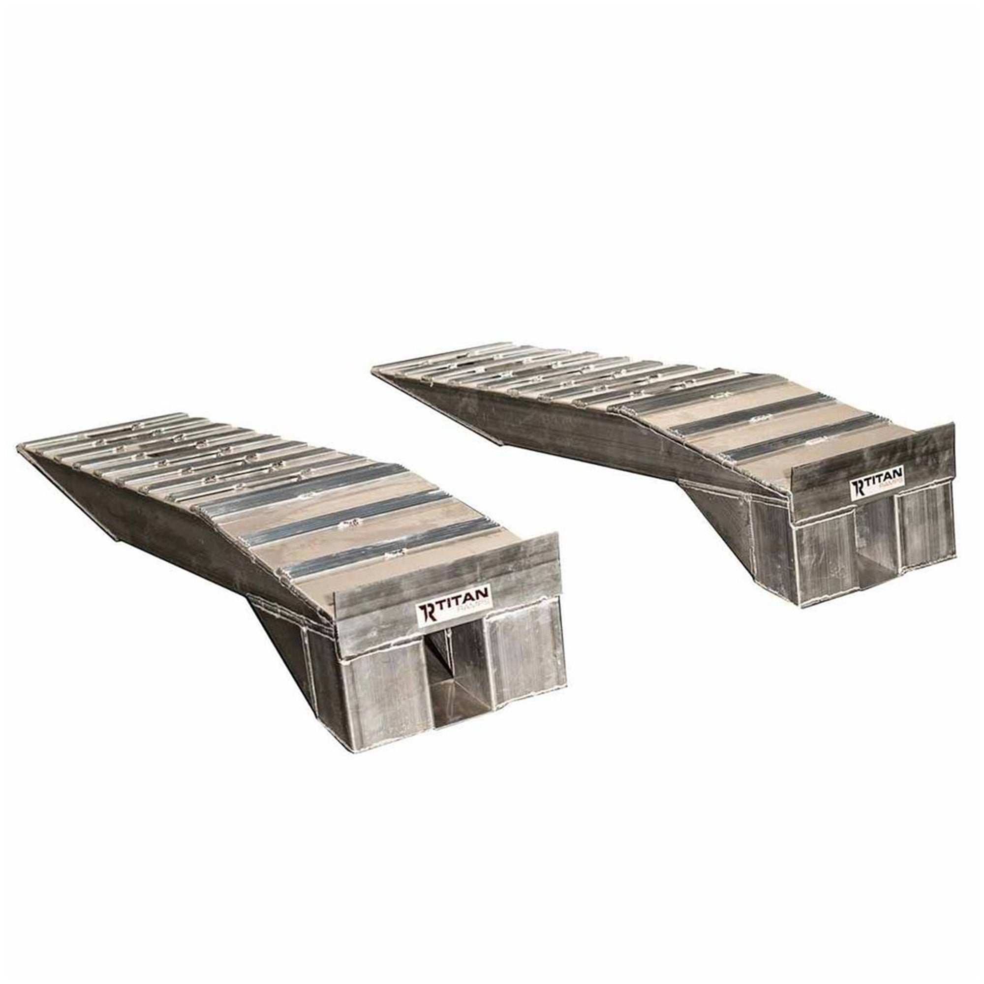 Titan Ramps Aluminum Semi Truck Riser Ramps with 20,000 Pound Capacity, Silver - VMInnovations