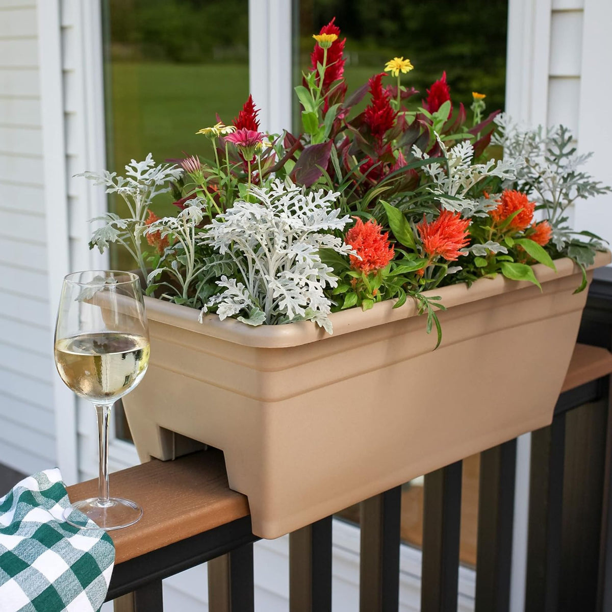The HC Companies Railing Planter Box with Removable Drain Plugs, 24", (Open Box) - VMInnovations