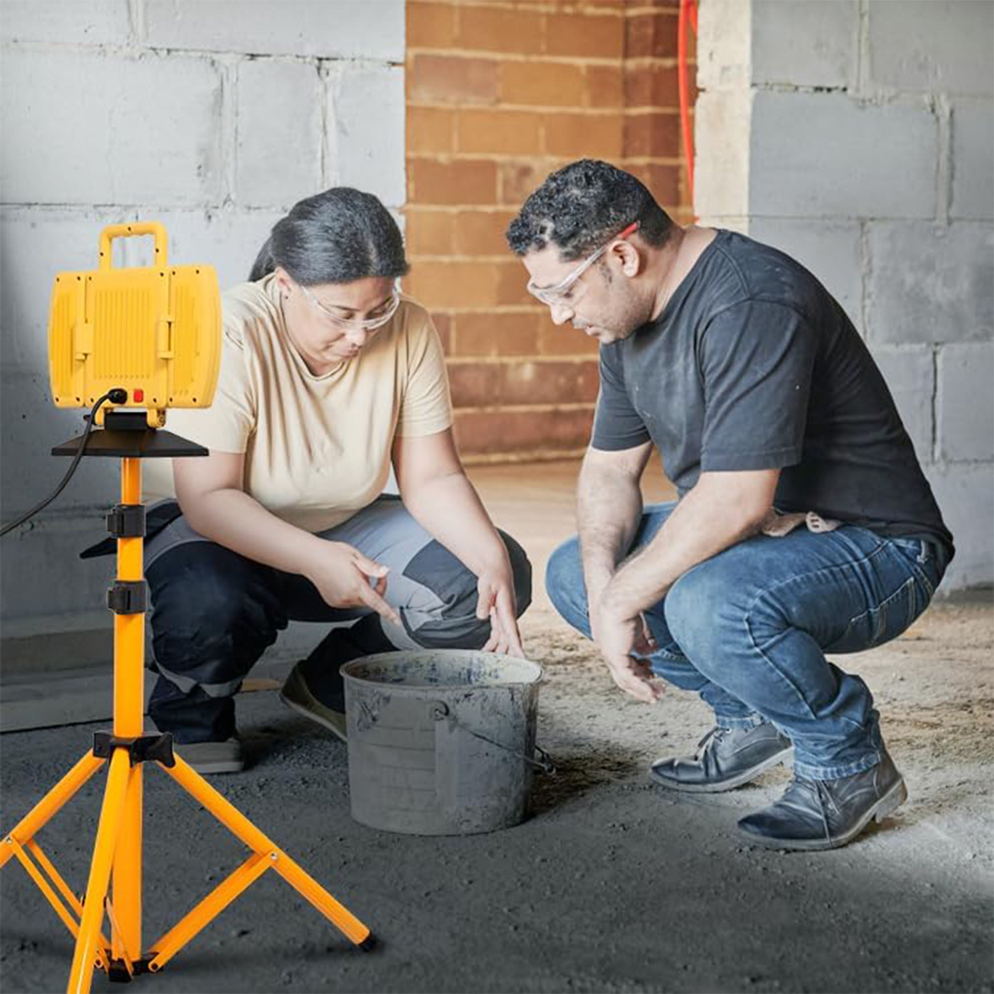 BRIGHTLIVING LED Tripod Work Light, Rechargeable Light Foldable Base, 7500 Lumen - VMInnovations