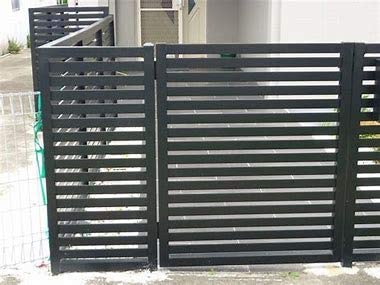 Stratco 71 x 39 inch Aluminum Quick Screen Horizontal Slat Gate Fencing, Gray