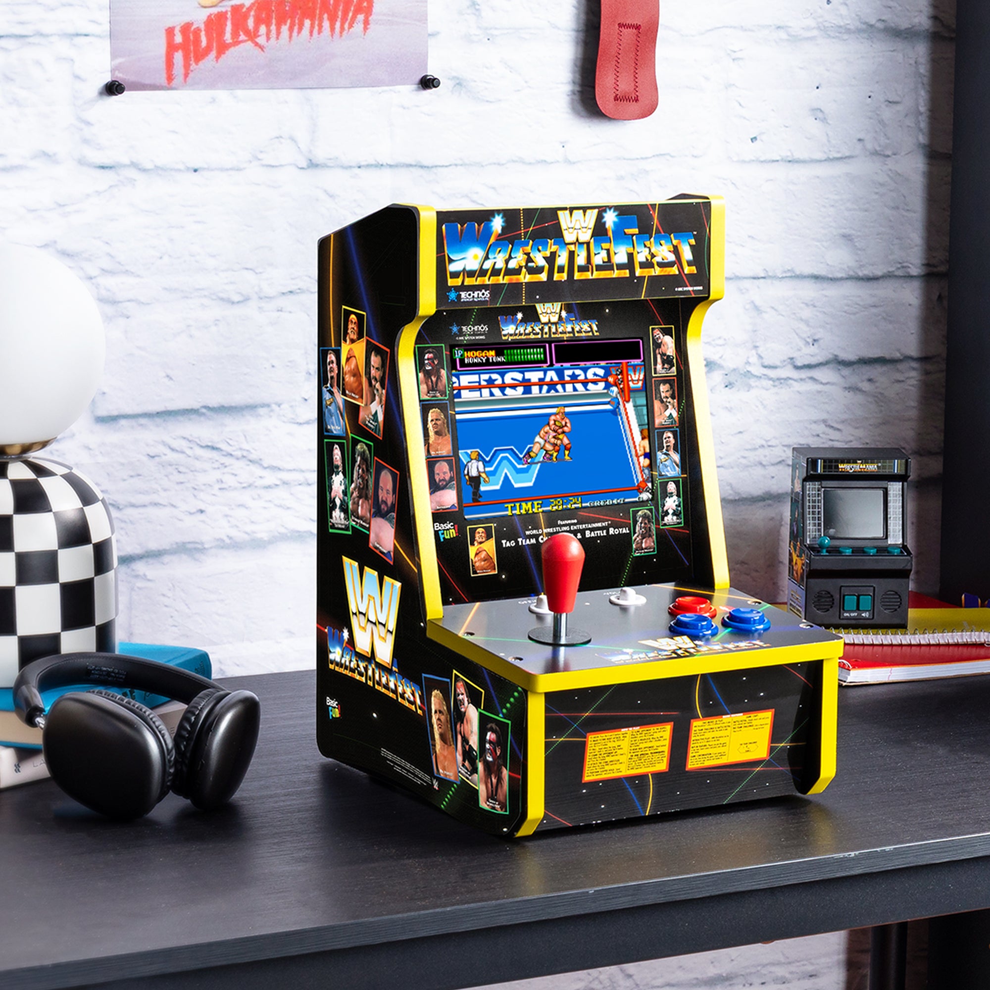 Arcade Classics WWE Counter Series w/8" Crystal Screen & 4 Games (Open Box)