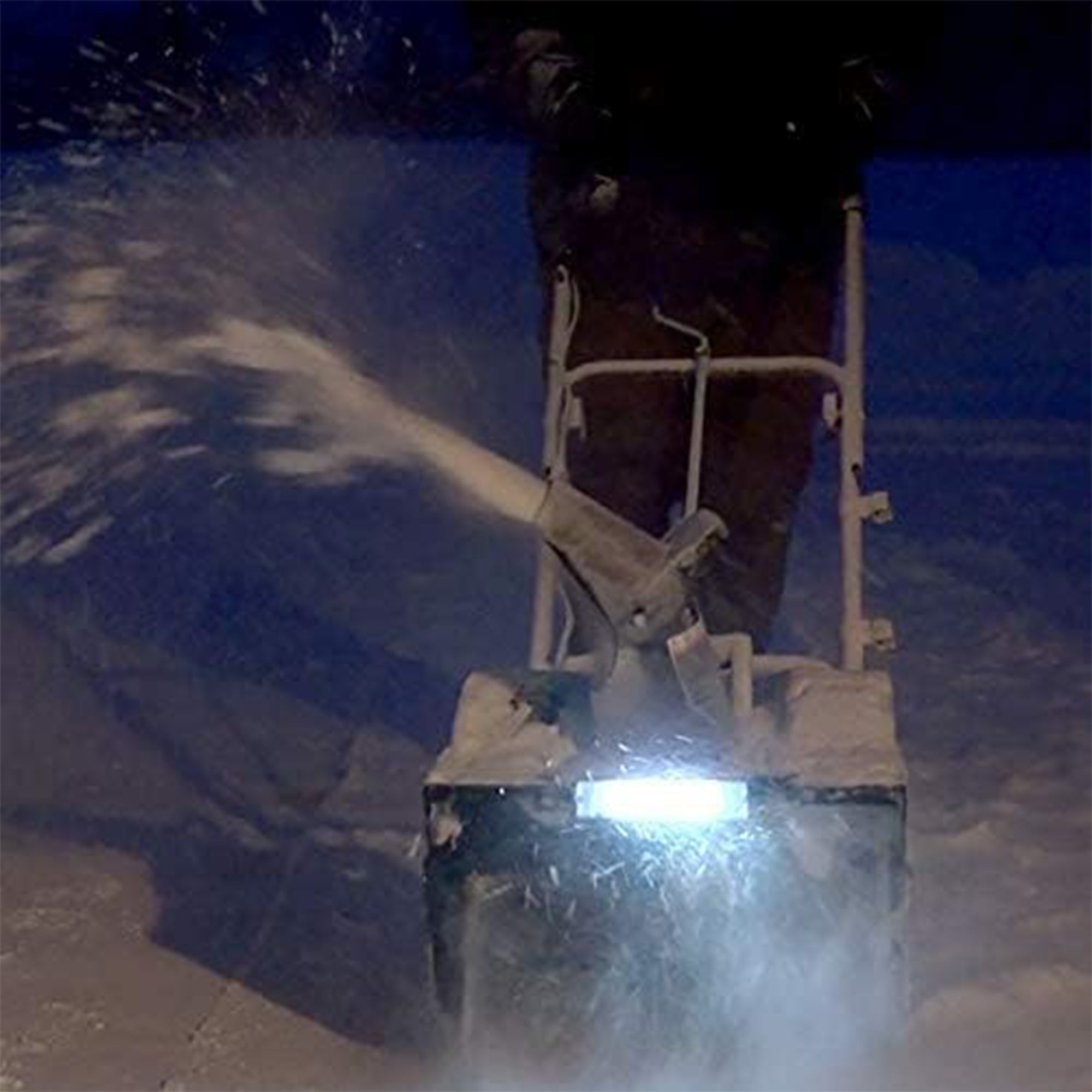 Snow Joe 24V Cordless Snow Blower with Electric Engine Type, 24V-X2-SB18 (Used) - VMInnovations