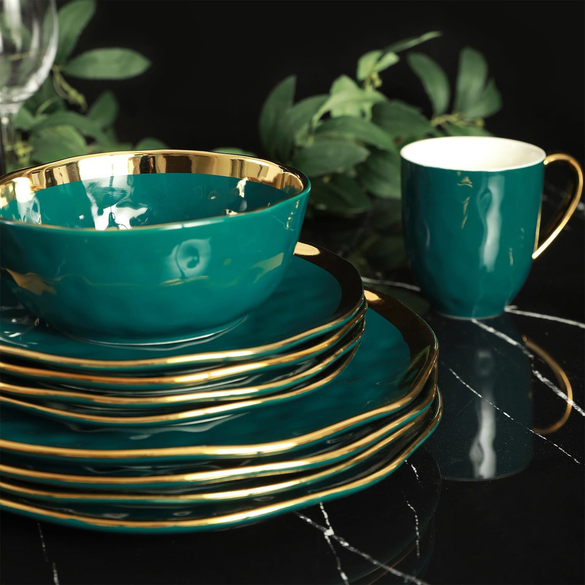 Stone Lain Florian Porcelain 16 Piece Dinnerware Set, Service for 4, Green - VMInnovations