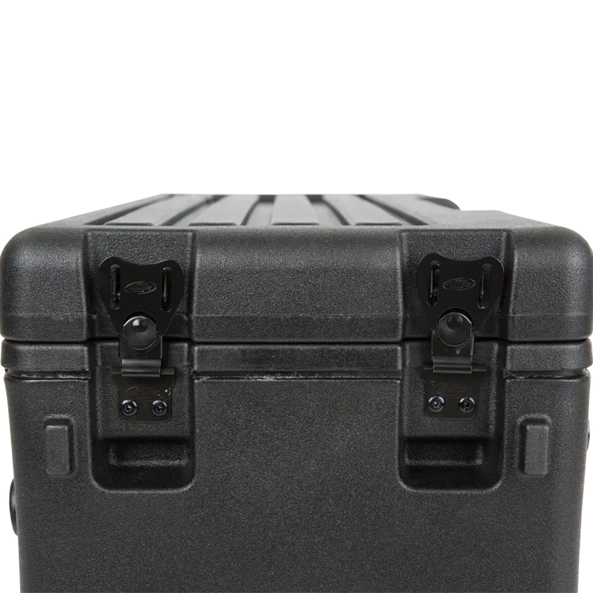 SKB 4U rSeries Rolling Rack Integrated Back Wheels 1-Touch Pull Handle(Open Box)