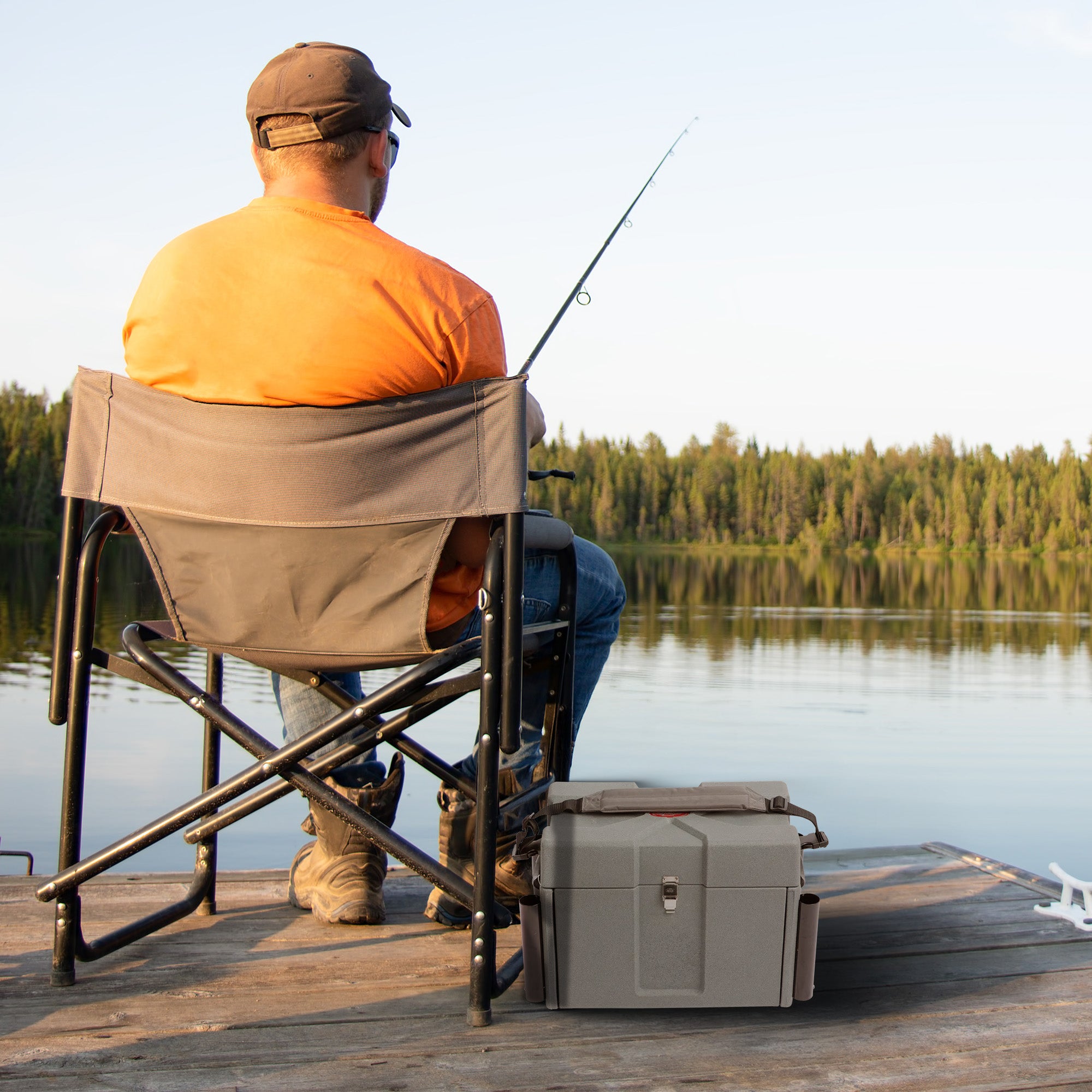 SKB Medium Tackle Box, 4 Storage Boxes with Dividers and Padlockable Latch, Gray - VMInnovations