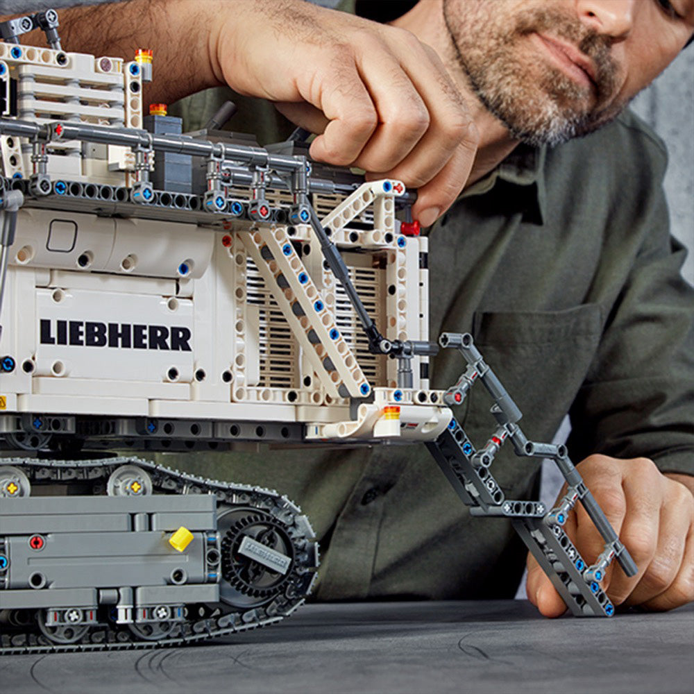 LEGO Technic 42100 Liebherr R 9800 Excavator Replica 4108 Piece Building Set