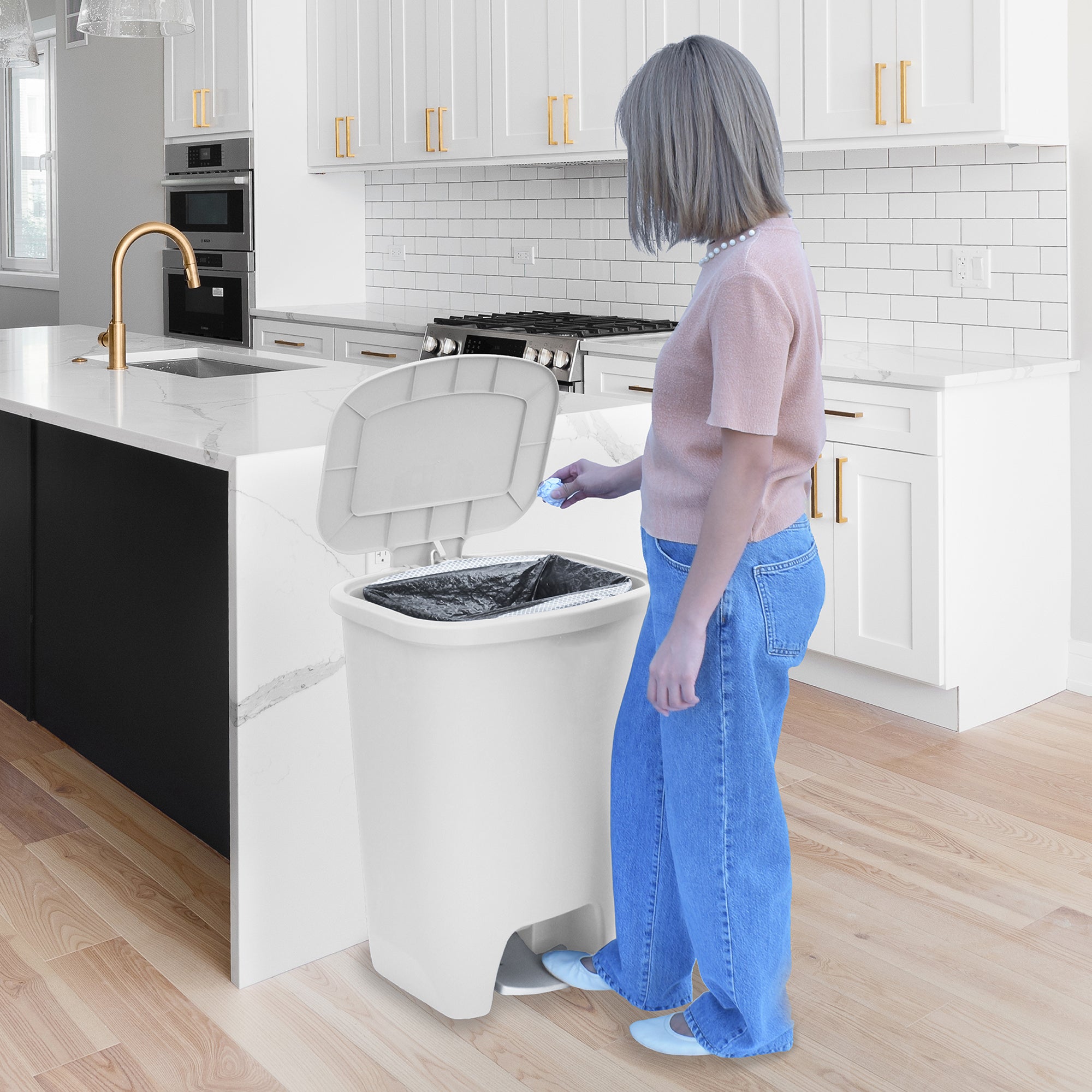 Glad Kitchen Trash Can with Lid, Foot Pedal and Garbage Bag Rings, 20 Gal, White - VMInnovations