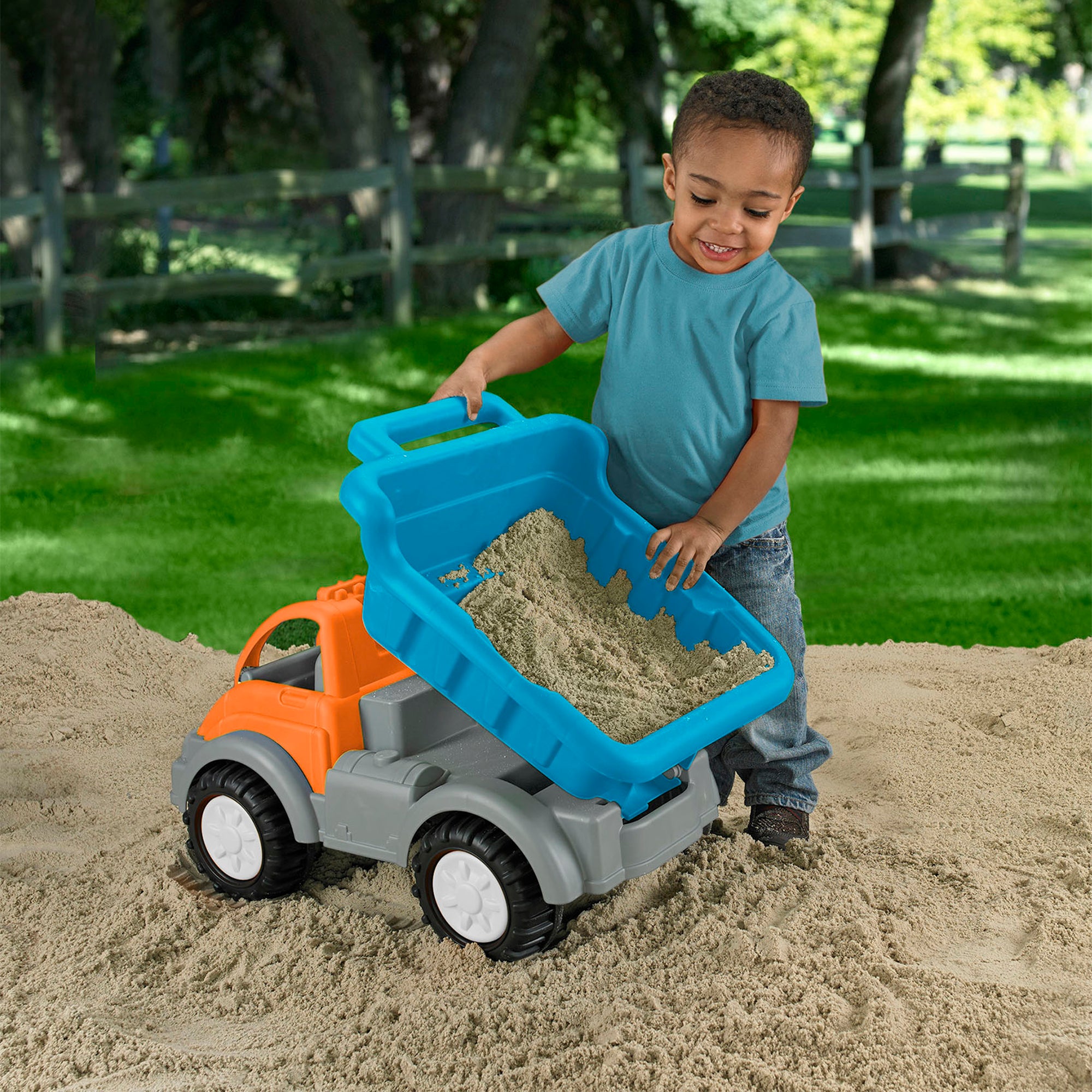 American Plastic Toys Gigantic Dump Truck, Large Bed, Dirt or Toys (Used) - VMInnovations