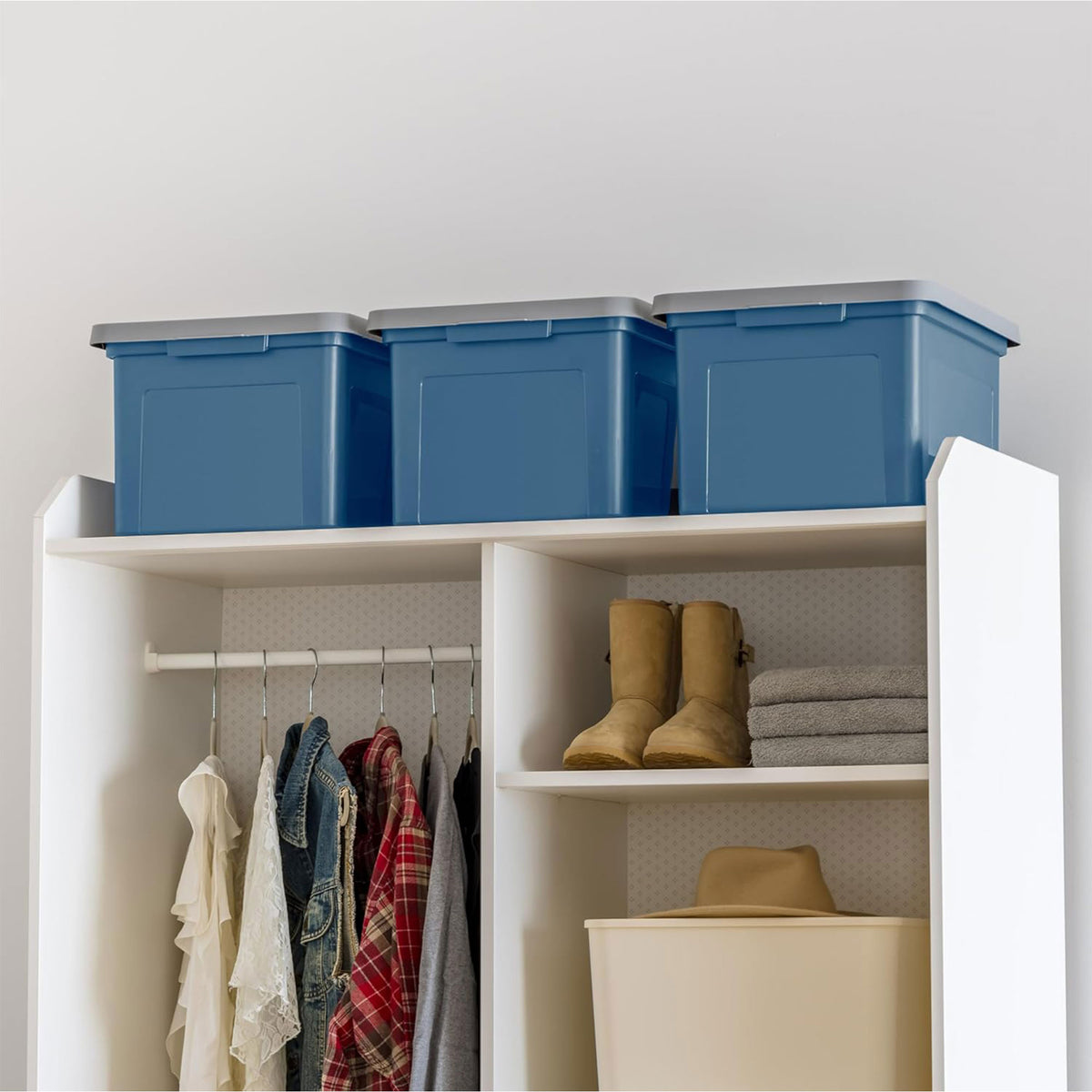 IRIS USA 8 Pack Plastic Organizer with Lids for Letter/Legal Files, Navy/Gray
