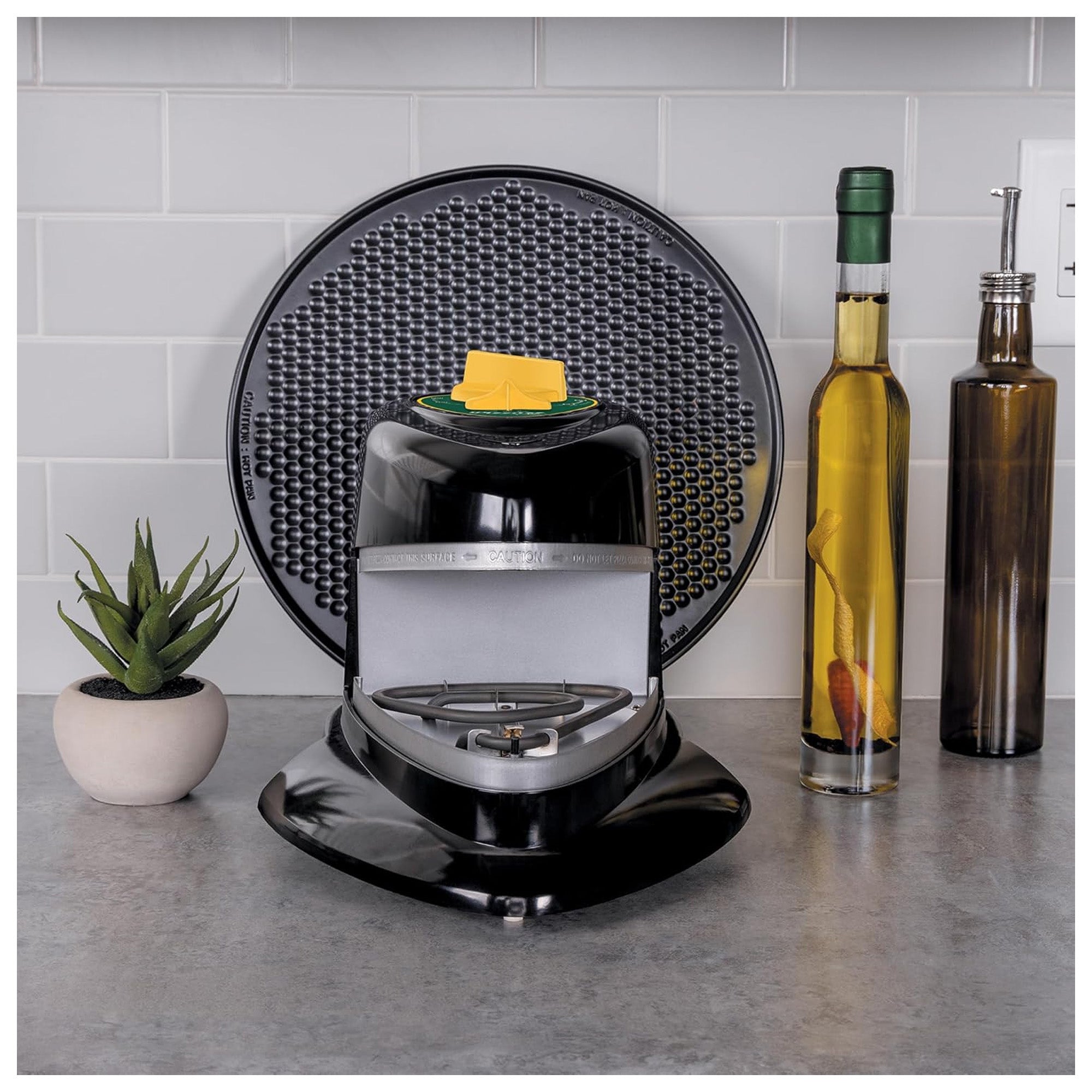 Presto 03434 Pizzazz Plus Rotating Pizza Oven, Bake 7-12" Pizzas, Green/Gold - VMInnovations