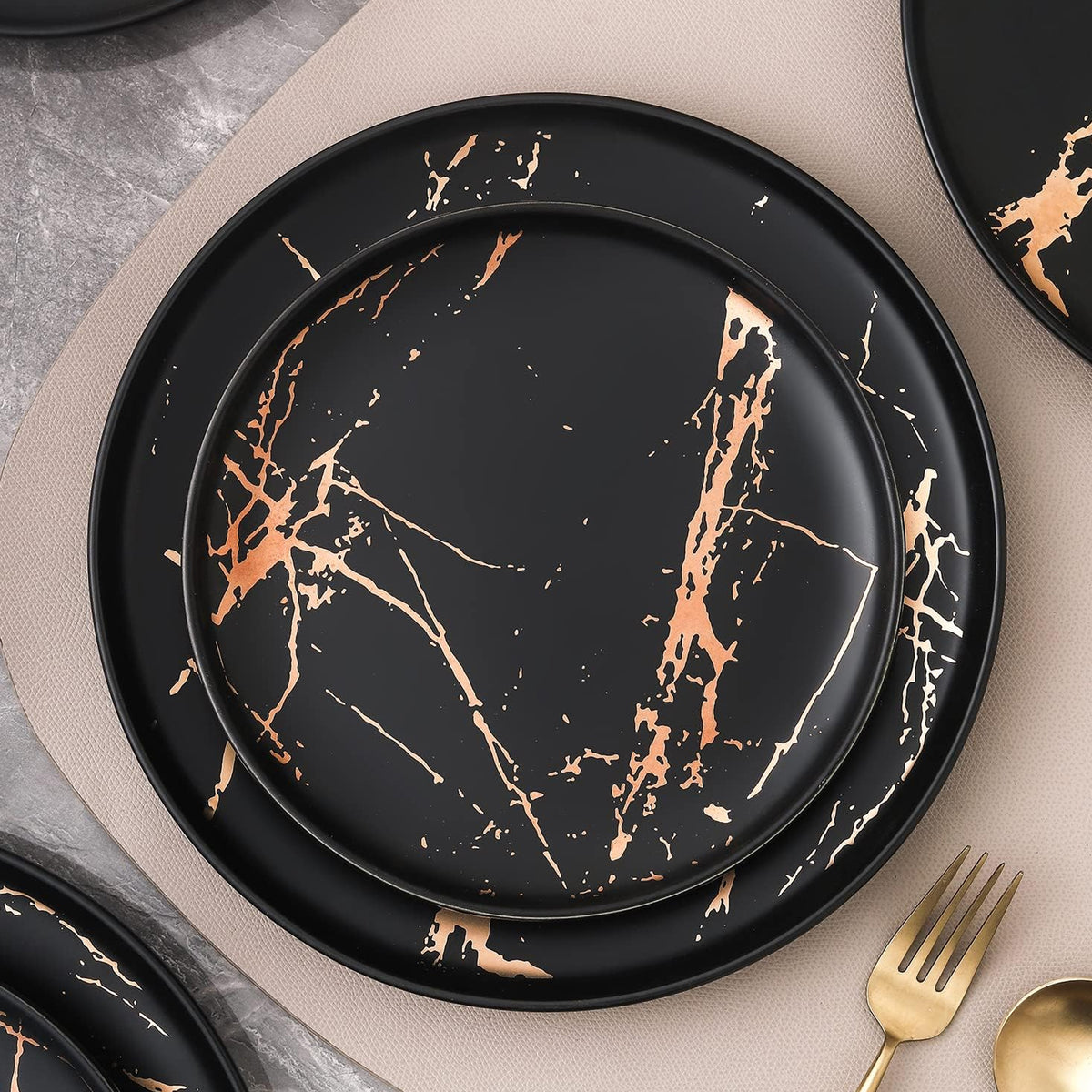 Stone Lain Zora Porcelain 4 Piece Dinner Plate Set, Serving Dishes, Black - VMInnovations