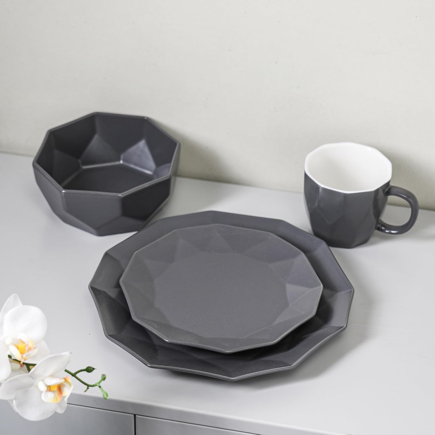 Stone Lain Jamie Informal Porcelain 16-Piece Geometric Dinnerware Set, Grey - VMInnovations