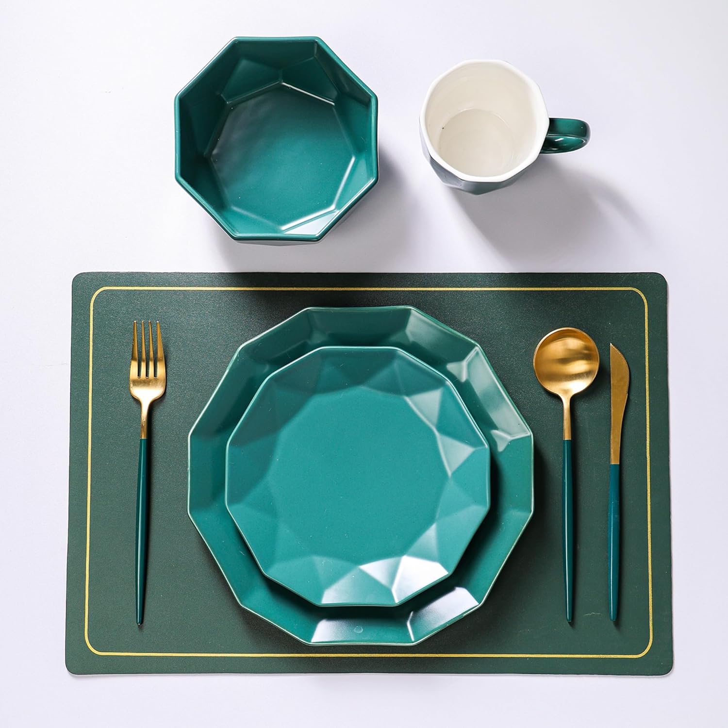 Stone Lain Jamie Informal Porcelain 16-Piece Dinnerware Set, Green (Open Box) - VMInnovations