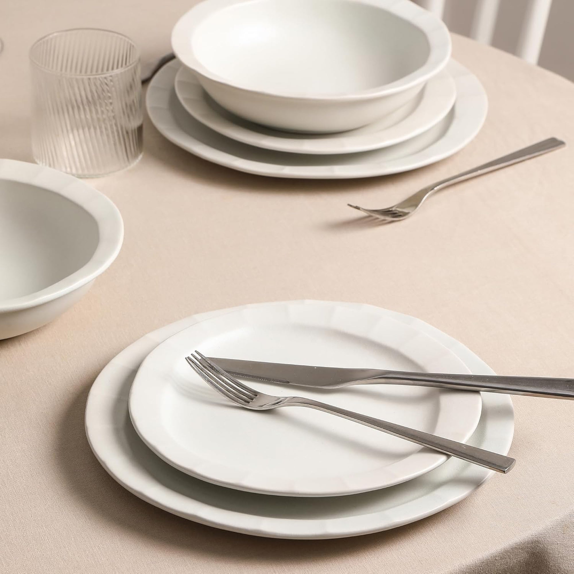 Stone Lain Oasis Stoneware 4 Piece Dinner Plate Dish Set - Serving Dishes, White - VMInnovations