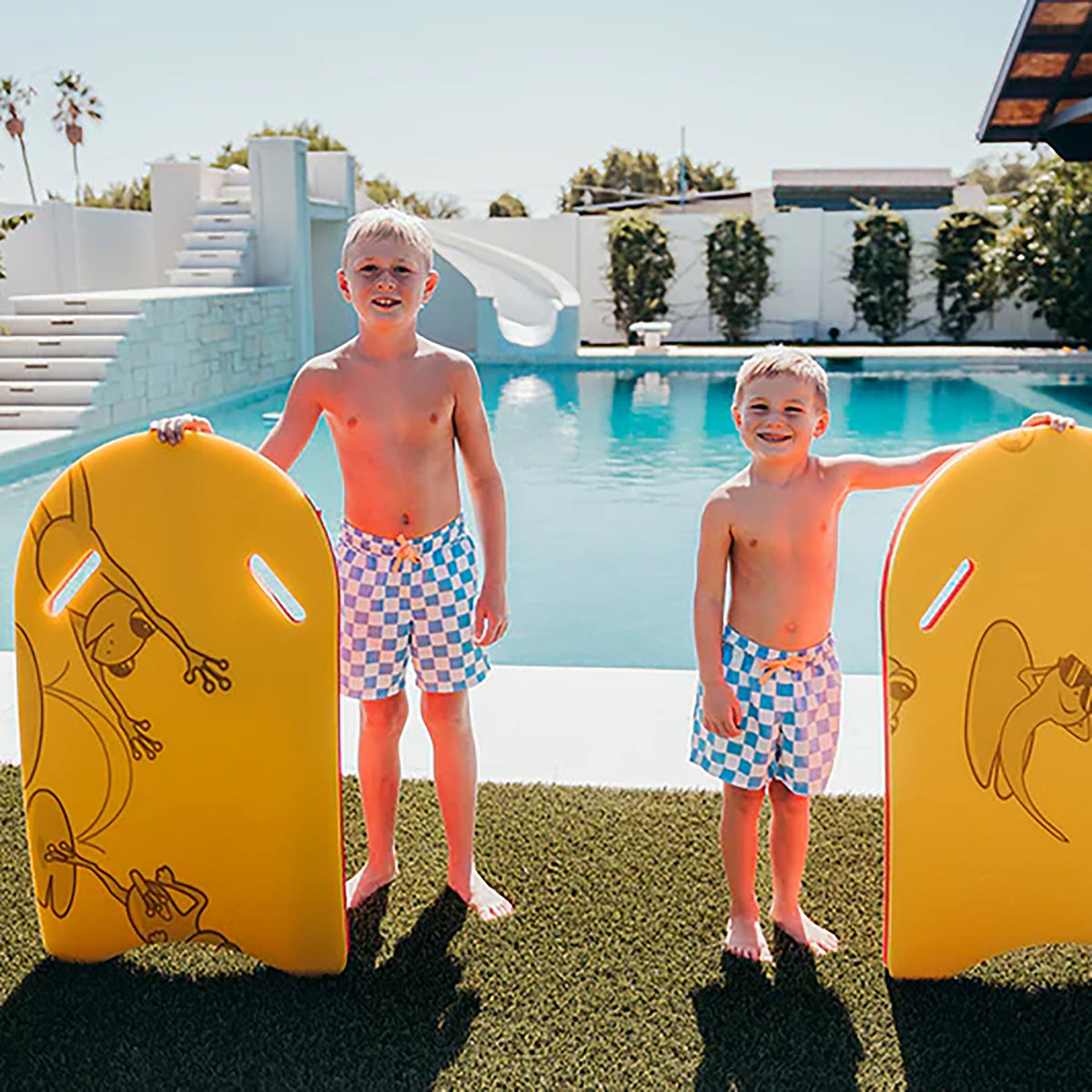 Aqua Lily Pad Giant Kick Boards, Swimming Aid for Adults, 36? x 20?, (Open Box)
