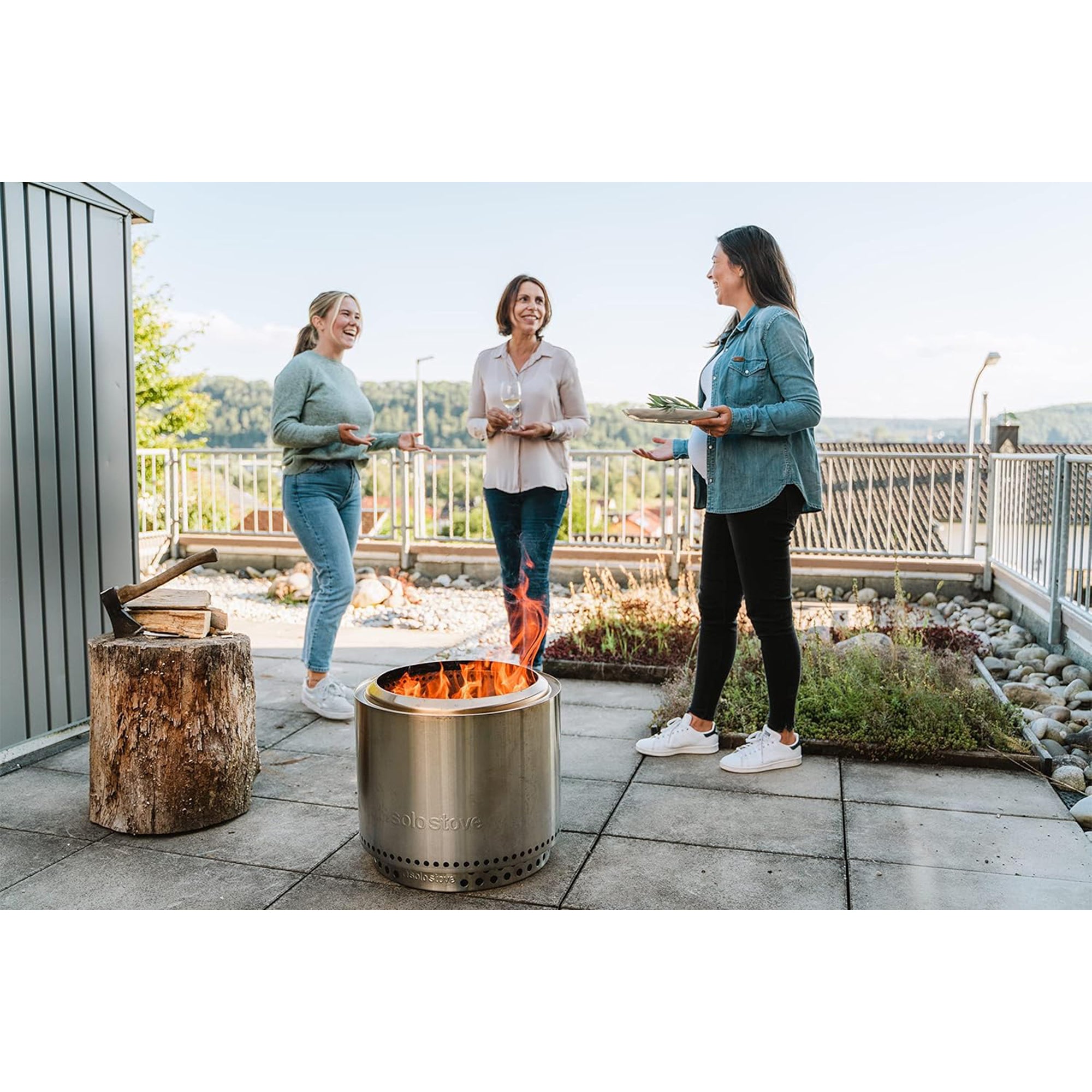 Solo Stove Bonfire Essential Bundle | Smokeless Fire Pit with Stand & Lid, Ideal for 4–6 People | Portable Wood Burning, Removable Ash Pan, Stainless Steel, 16.75" H x 19.5" Dia, 21.75lbs