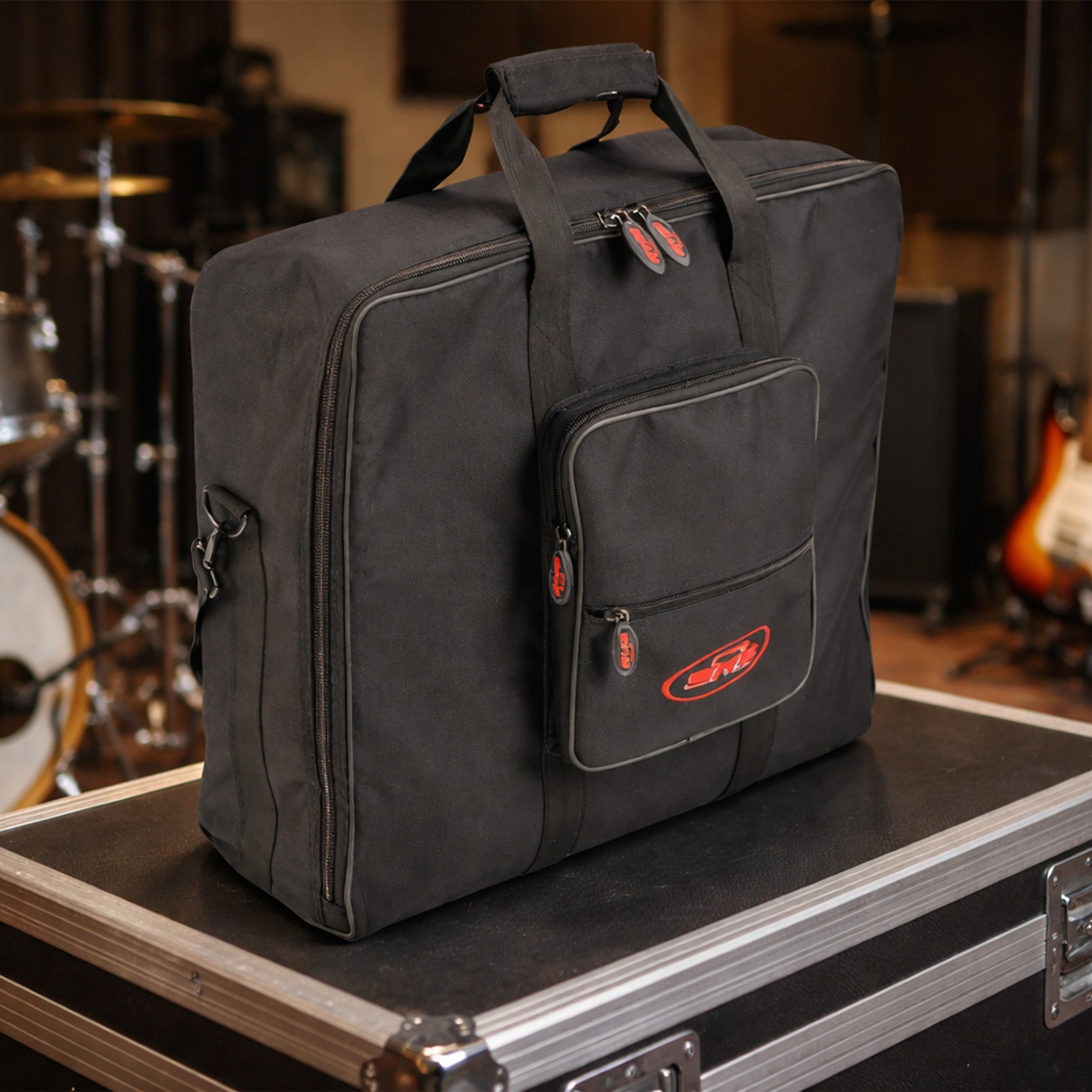 SKB Cases 1SKB-UB2020 UB Series 2020 Mixer Case, Padded Audio Equipment Bag - VMInnovations