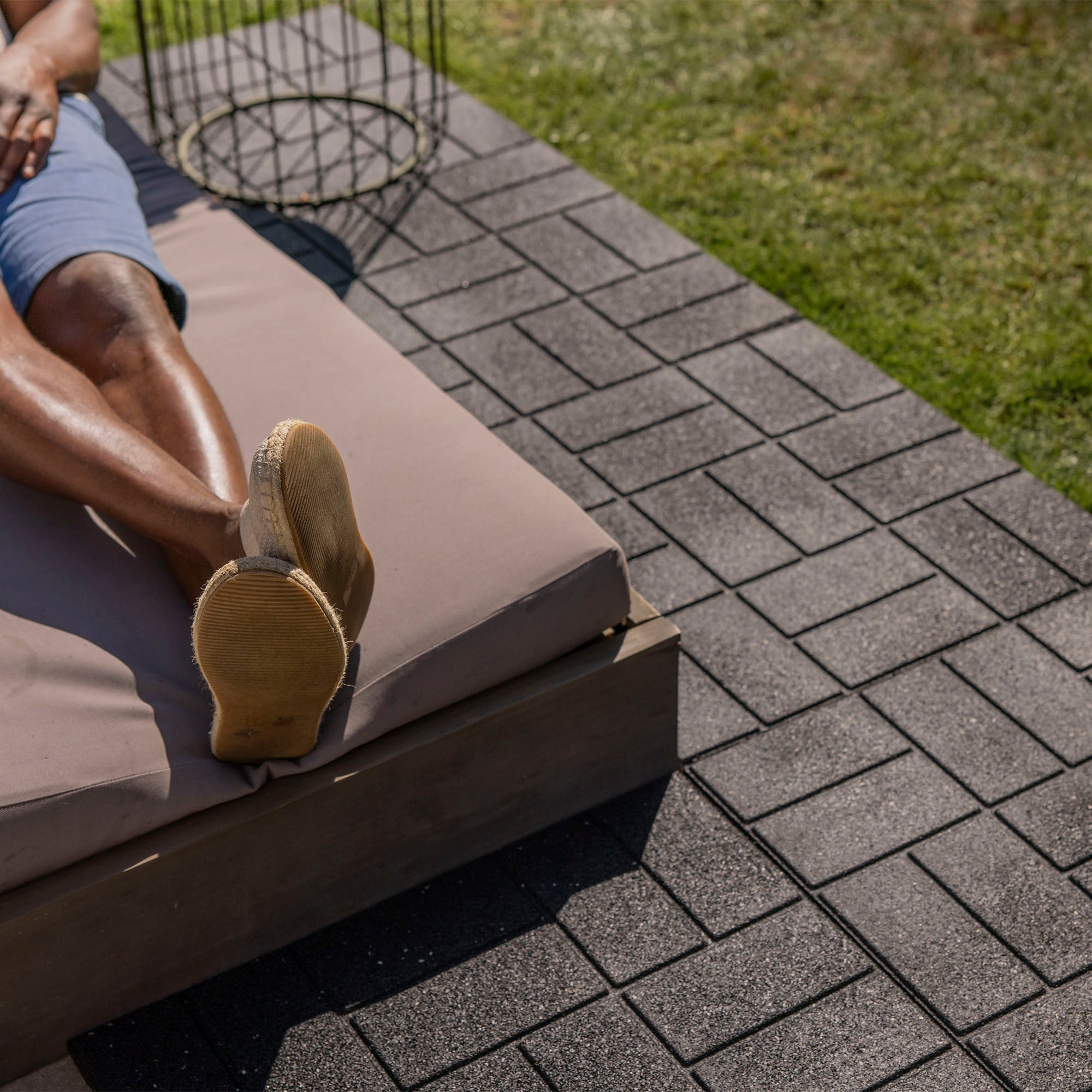 Tierra Verde 16" x 16" Brick Rubber Paver, Outdoor Floor Tiles, Black, 4 Pack - VMInnovations