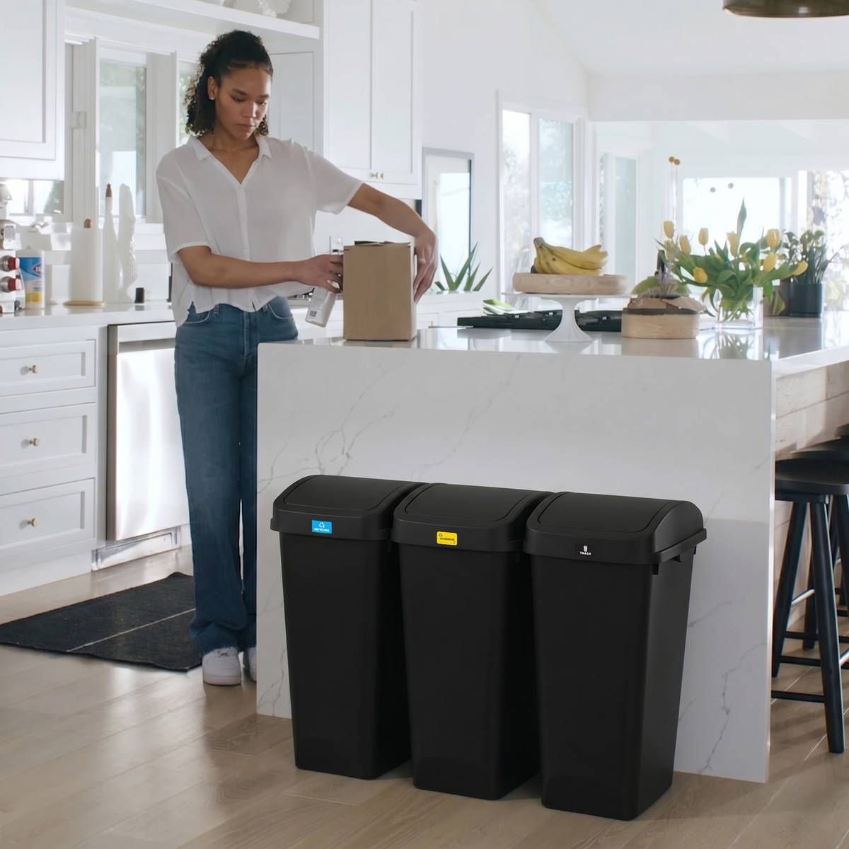 Glad Link & Sort 12 Gallon Plastic Waste and Recycling Bin with Lid (Open Box)