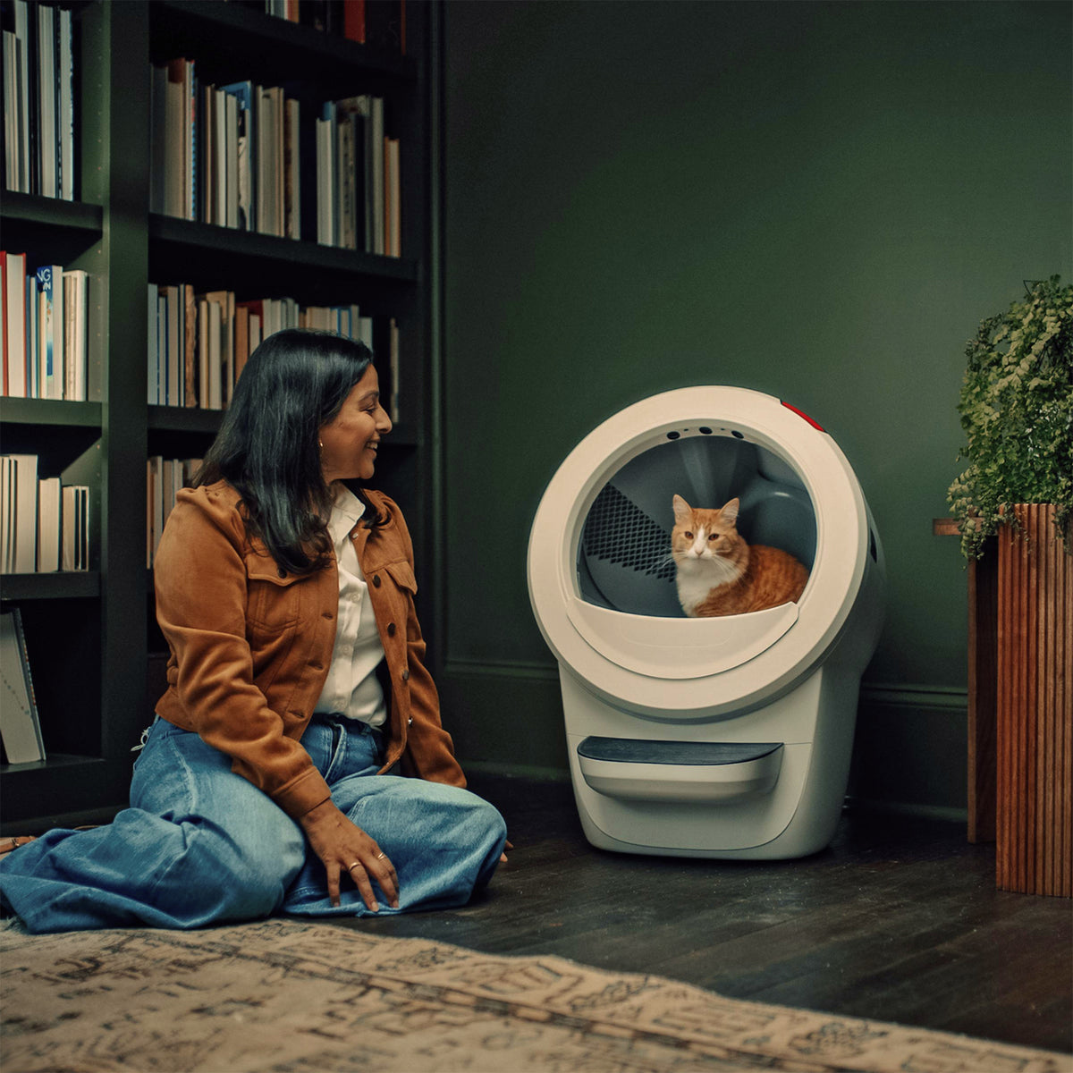 Litter-Robot 4 Supply Bundle by Whisker, White - Automatic, Self-Cleaning Cat Litter Box, WiFi Enabled, Includes Litter-Robot 4, 3 OdorTrap Refills, 10 Liners, 30 Cleaner Wipes, & 2 Carbon Filters