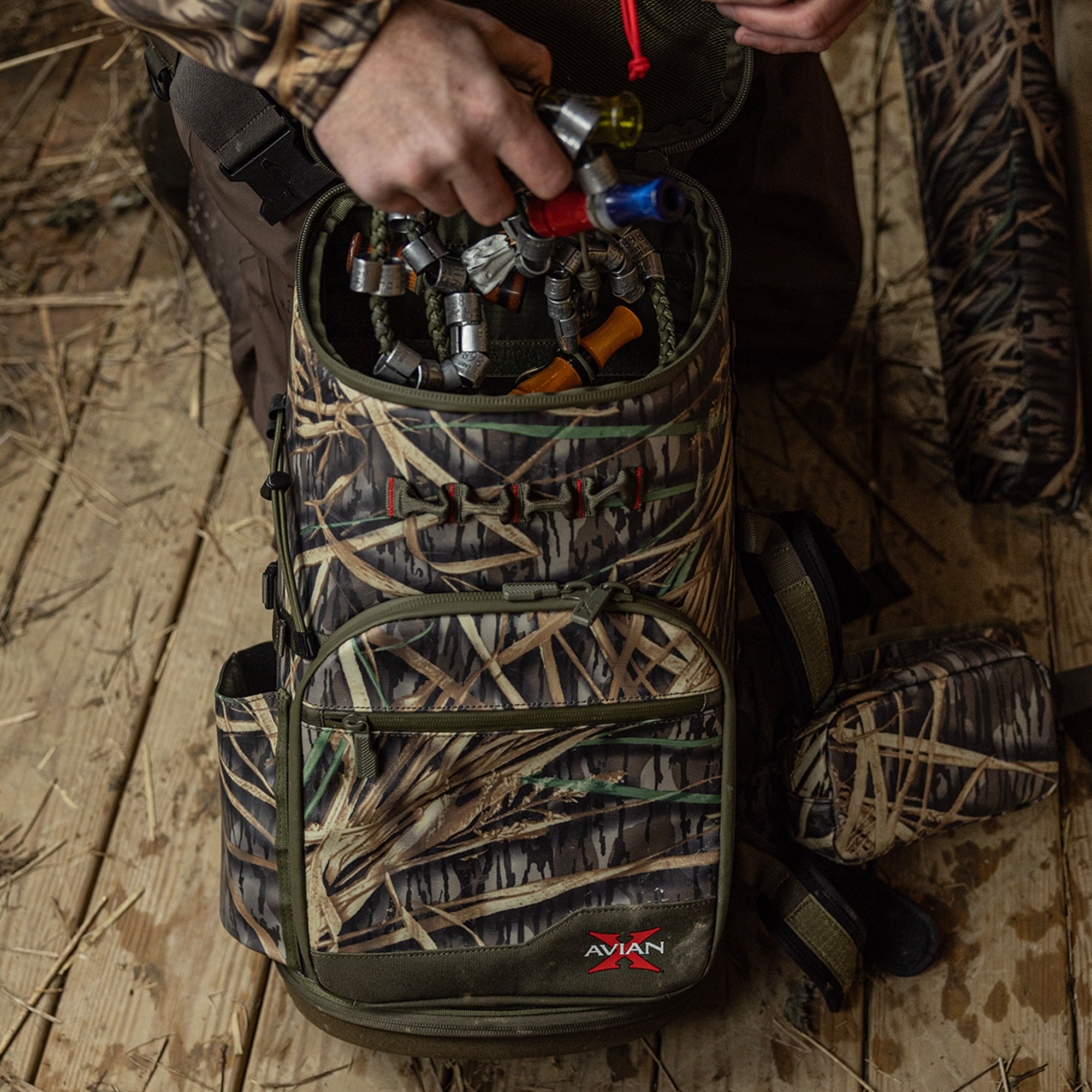 Avian X BA Backpack Hunting Gear Bag Mossy Oak Bottomland, Up to 1600 cu in