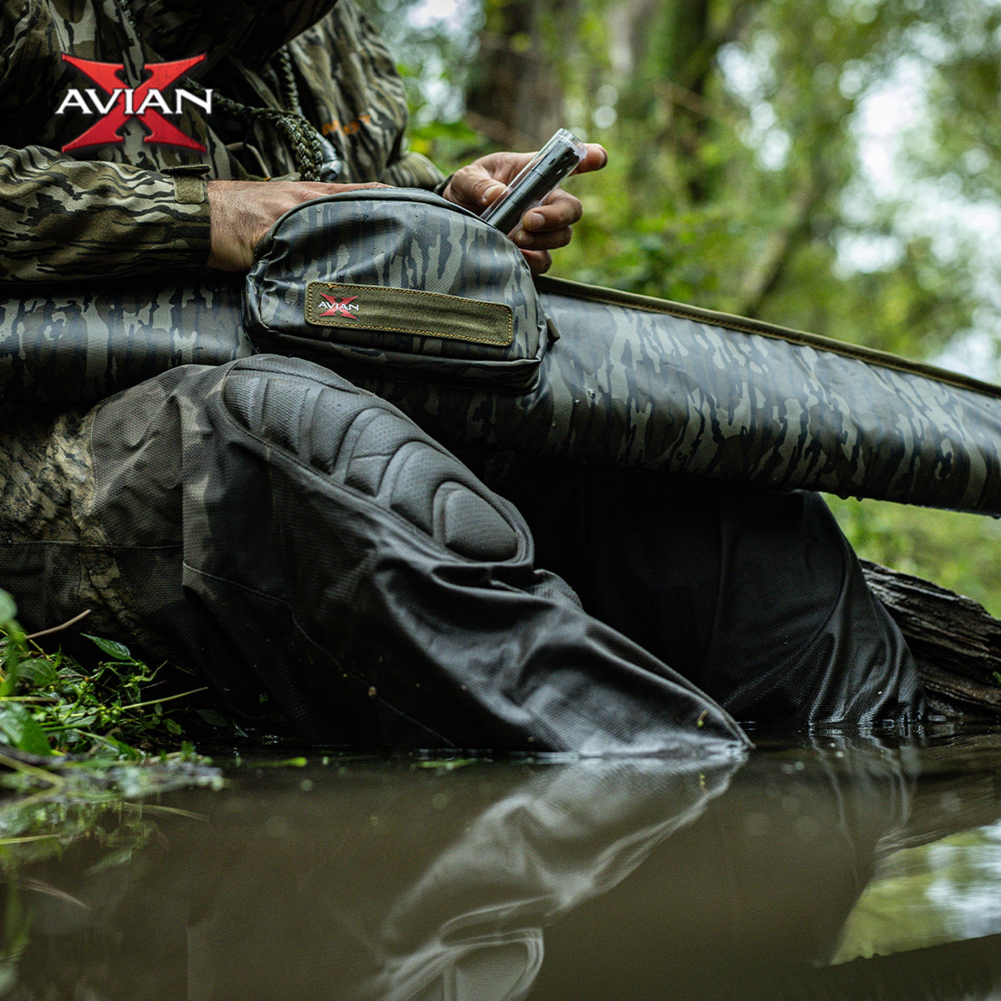 Avian-X Deluxe Floating Gun Case with Closed-Cell Foam Construction, Bottomland - VMInnovations