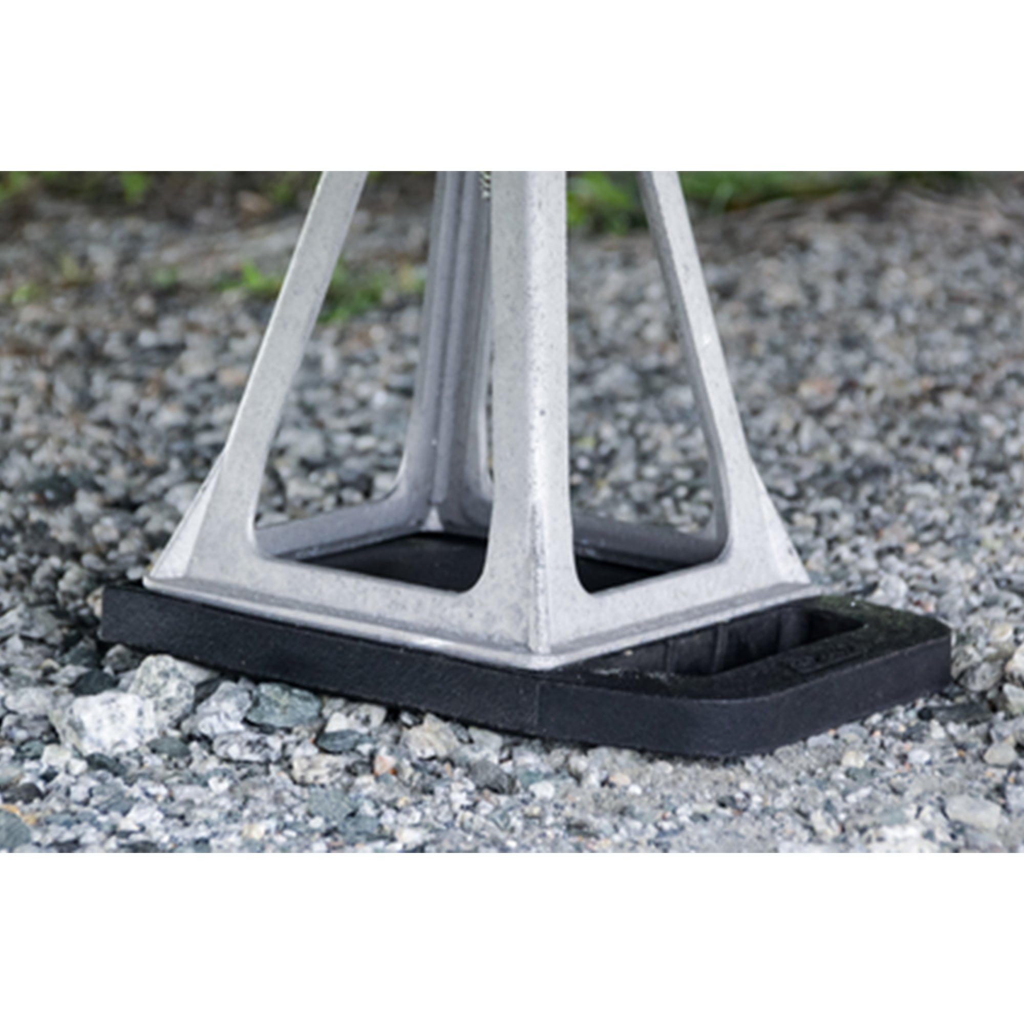Camco RV Stabilizer Jack Flex Pads, Heavy Duty Rubber Leveling Pads, 4 Pack - VMInnovations