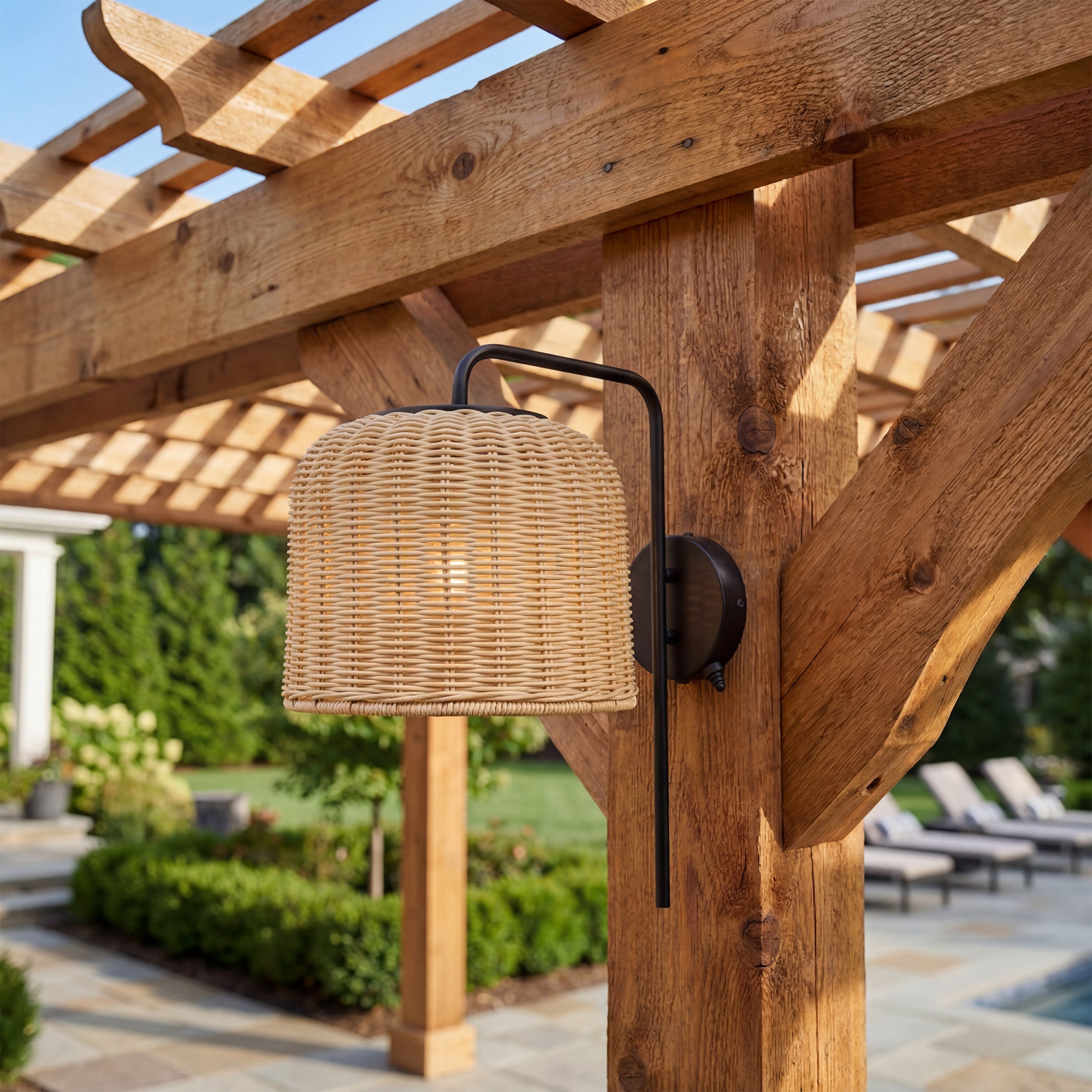Mule 1-Light 16.5 Inch LED Wet-Rated Wall Light for Indoor/Outdoor, Matte Black