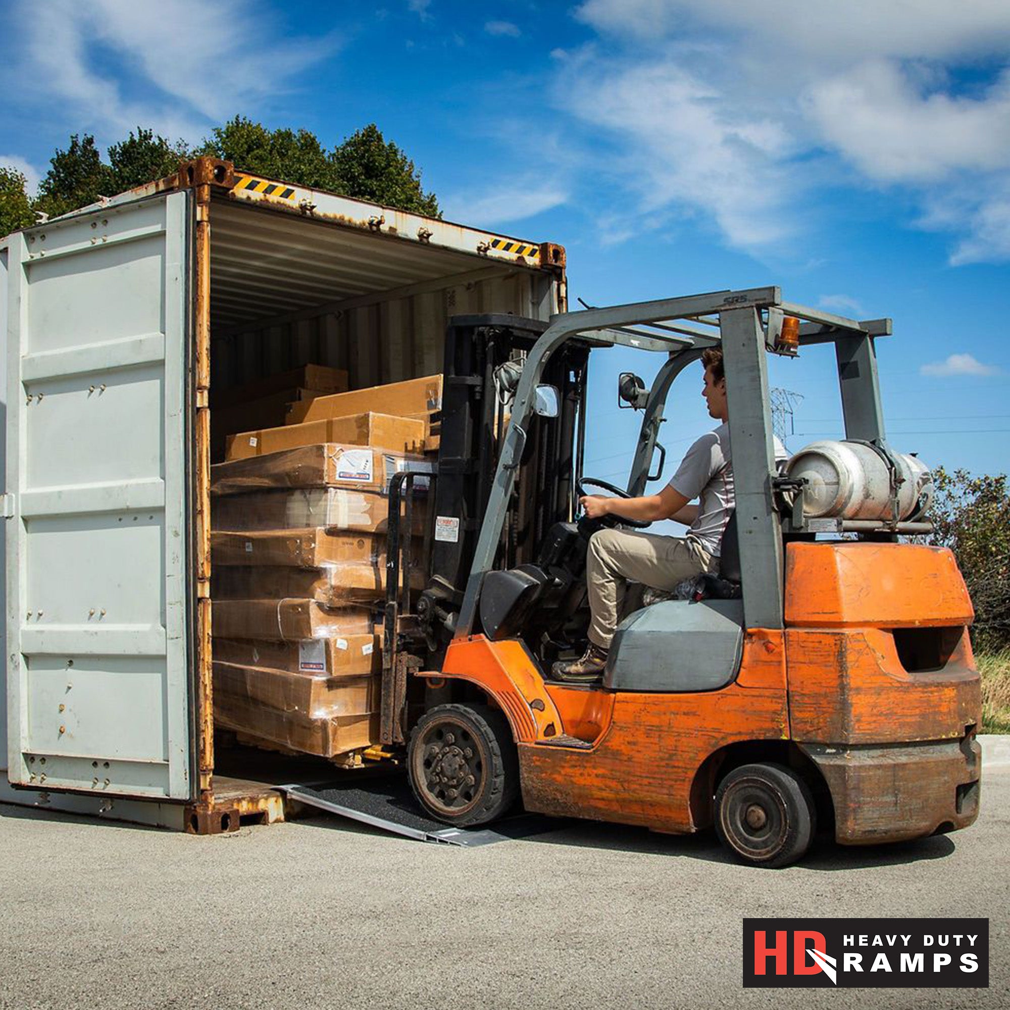 HD Ramps 48" x 36" Aluminum Container Ramp for 4.5" to 8" Lip, 8000 Lb Capacity