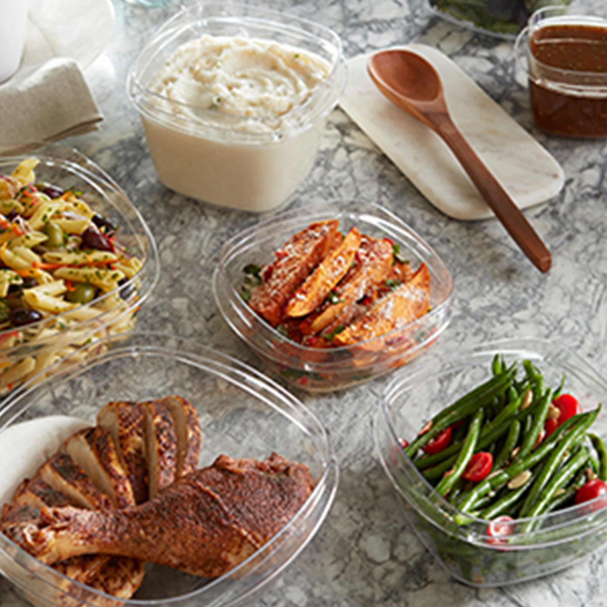 Rubbermaid 20-Pc Clear Plastic Food Storage and Organization Container(Open Box) - VMInnovations
