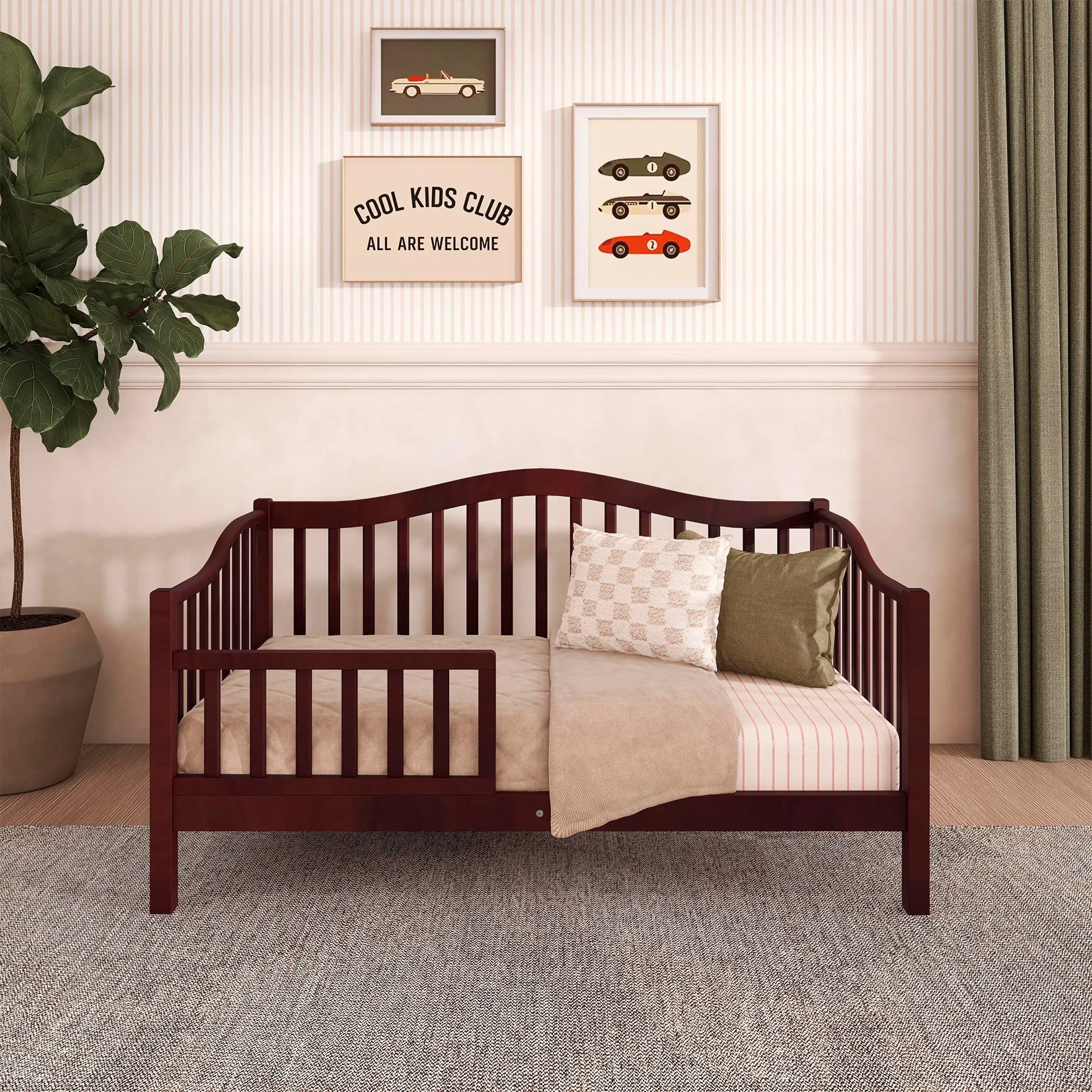 Dream on Me Austin Toddler Day Bed, New Zealand Pinewood, Espresso