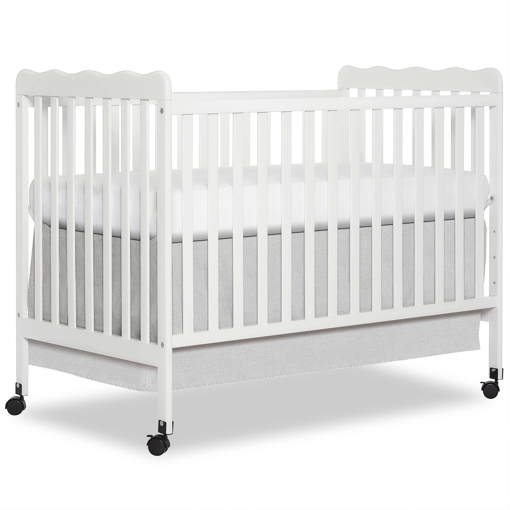 Dream on Me Carson Convertible Crib 3-in-1, New Zealand Pinewood, White