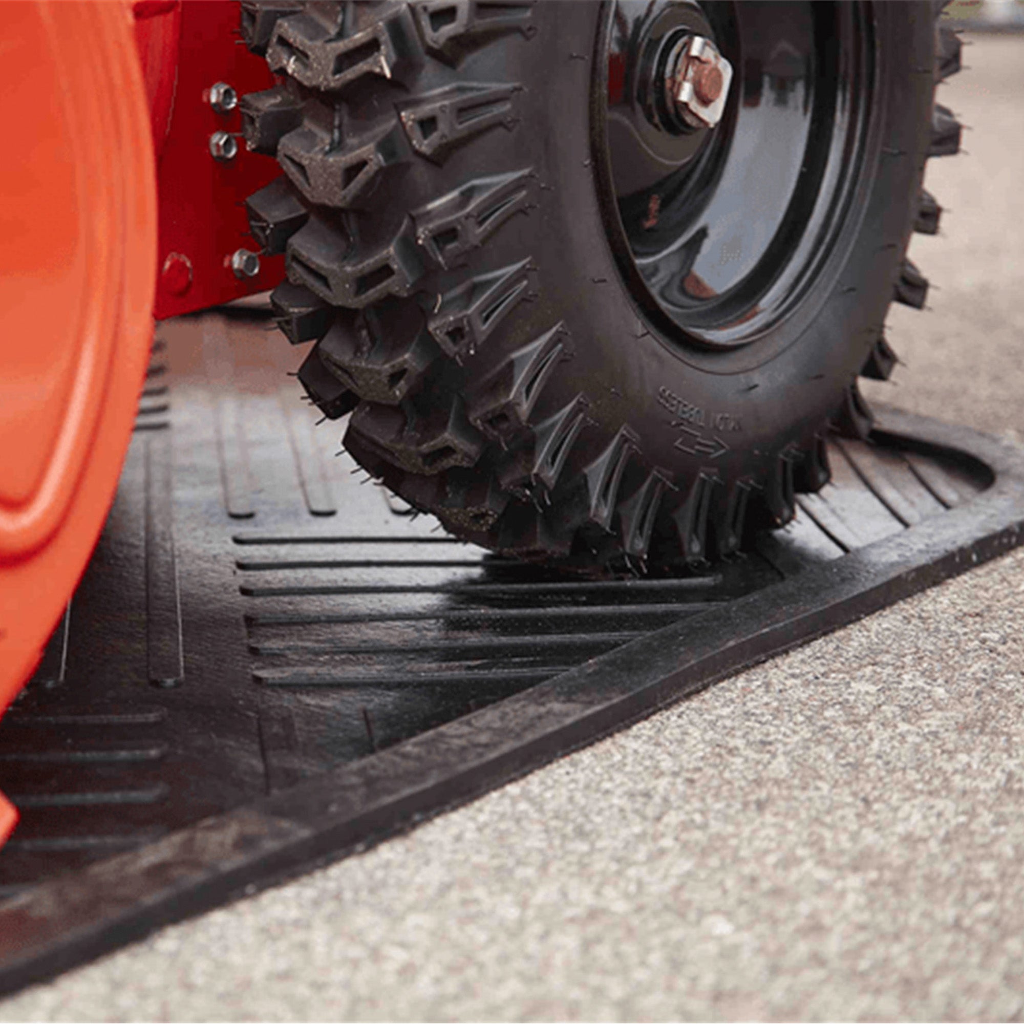 Ariens Heavy-Duty Protective Floor Mat, Non-Slip Snowblower Garage Mat, 36"x36" - VMInnovations