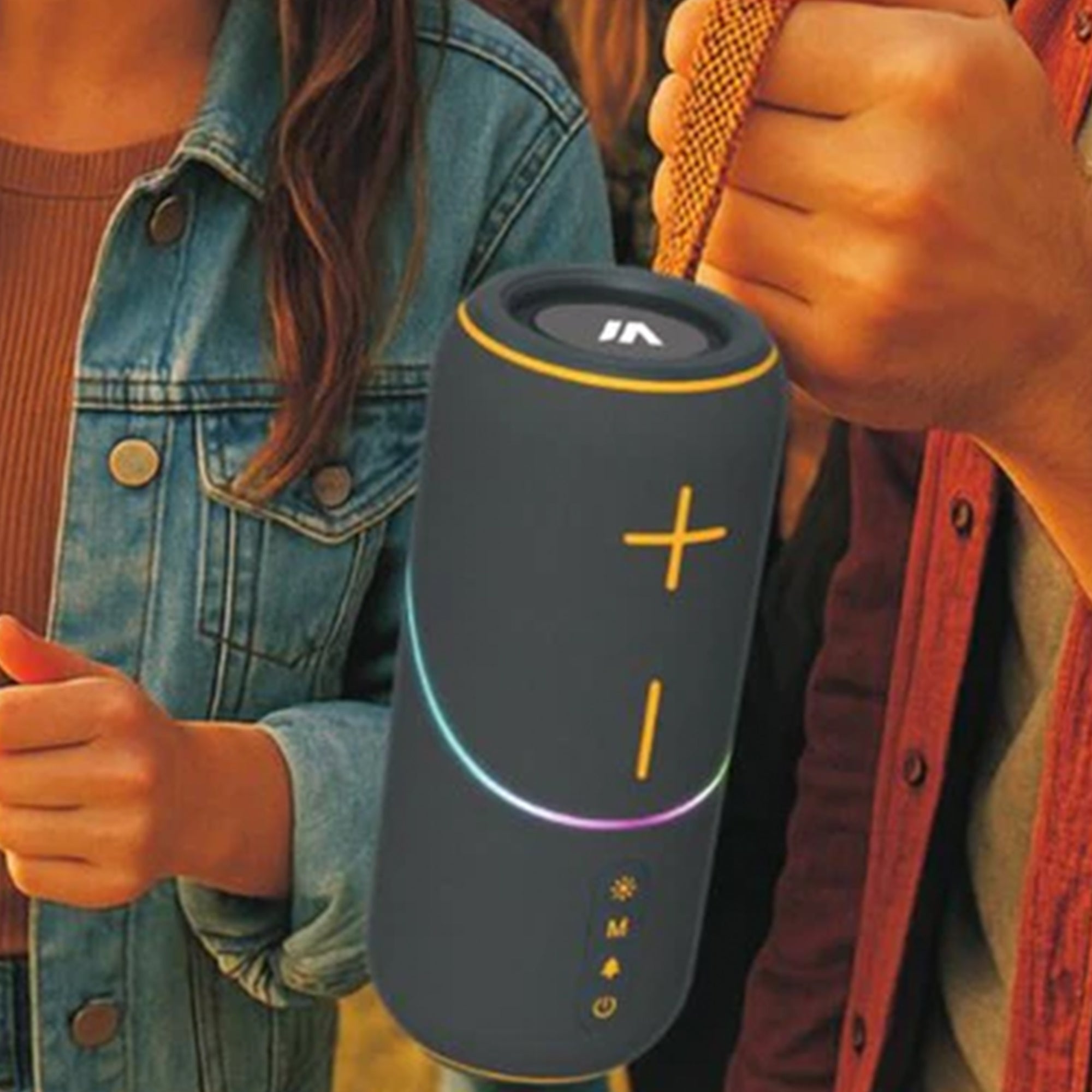 Max Power MPD672 Pulse Xtreme Portable Bluetooth Speaker with Heavy Bass, Black - VMInnovations