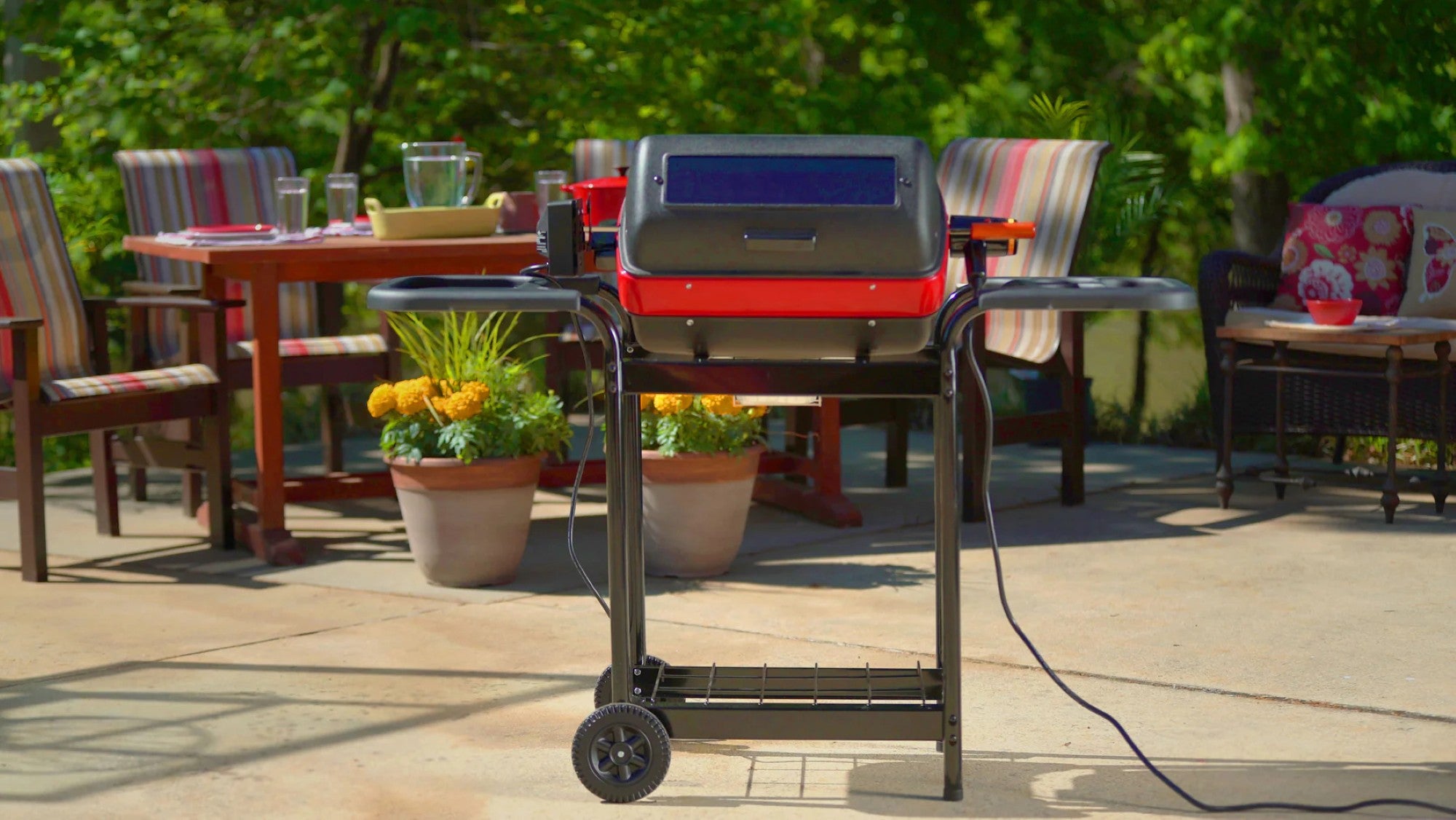 Americana 3-Zone Electric Tabletop BBQ Grill w/ Cart & Polymer Side Tables