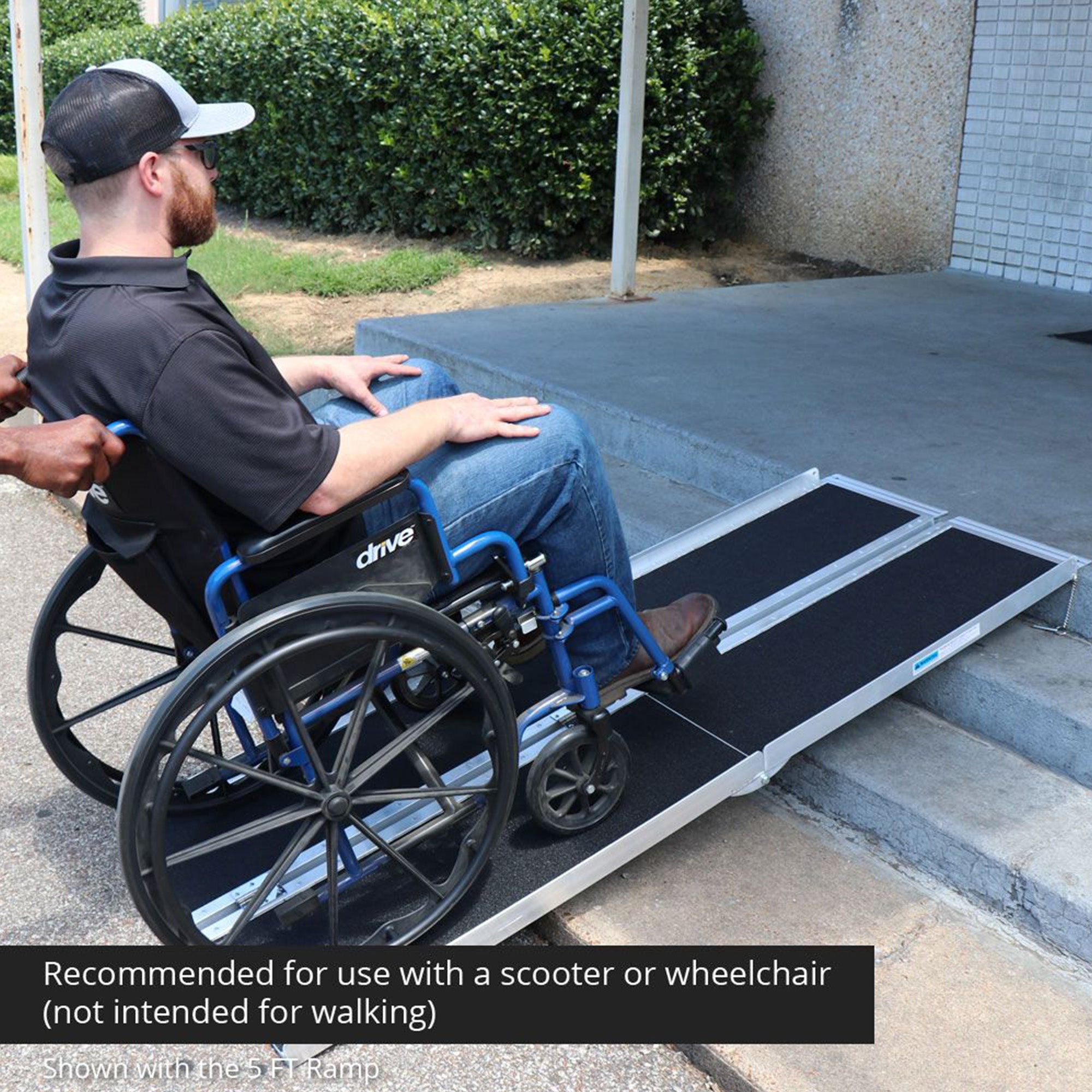 Titan Ramps 6 Foot Multi-Fold Aluminum Wheelchair Ramp, 600 Pound Cap (Open Box)