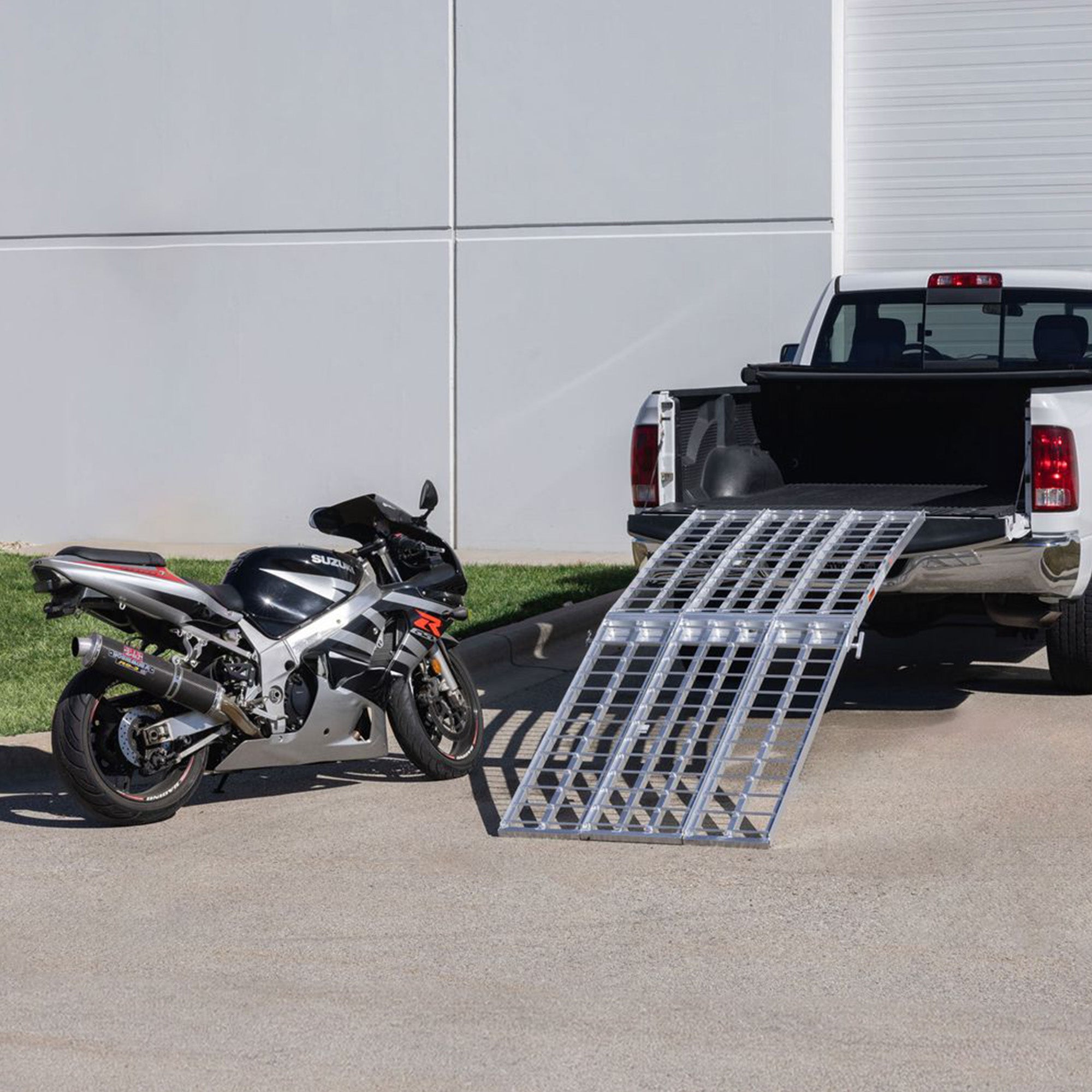 Black Widow 9' Aluminum Folding Motorcycle Ramp, 1500 Lb Ride-Up Loading Ramps - VMInnovations