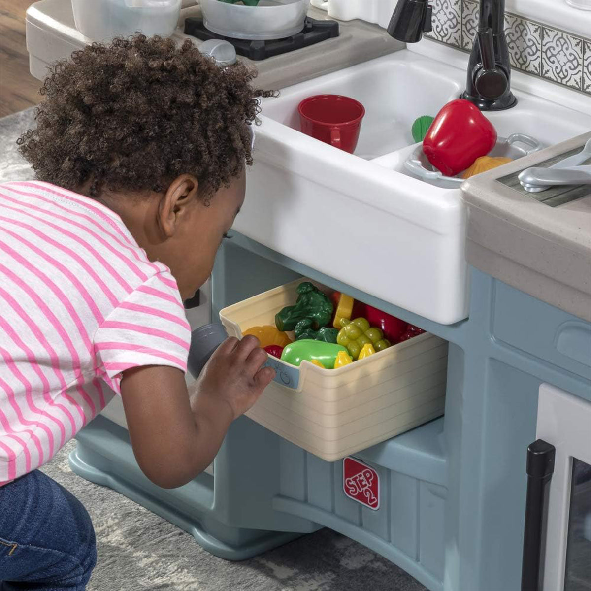 Step2 Timeless Trends Kitchen Playset with Accessories for Kids 2 Years and Up