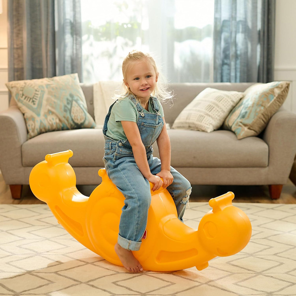 Step2 Seesaw Snail Kids Teeter Totter, Rocking Rider for Indoor/Outdoor, Yellow