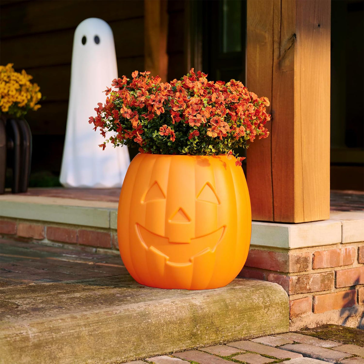 Step2 Pumpkin Planter Indoor Outdoor Halloween Decoration or Candy Dish, Orange