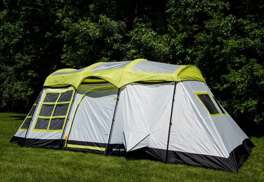 Tahoe Gear Glacier 14 Person 3-Season Family Cabin Camping Tent (Open Box)