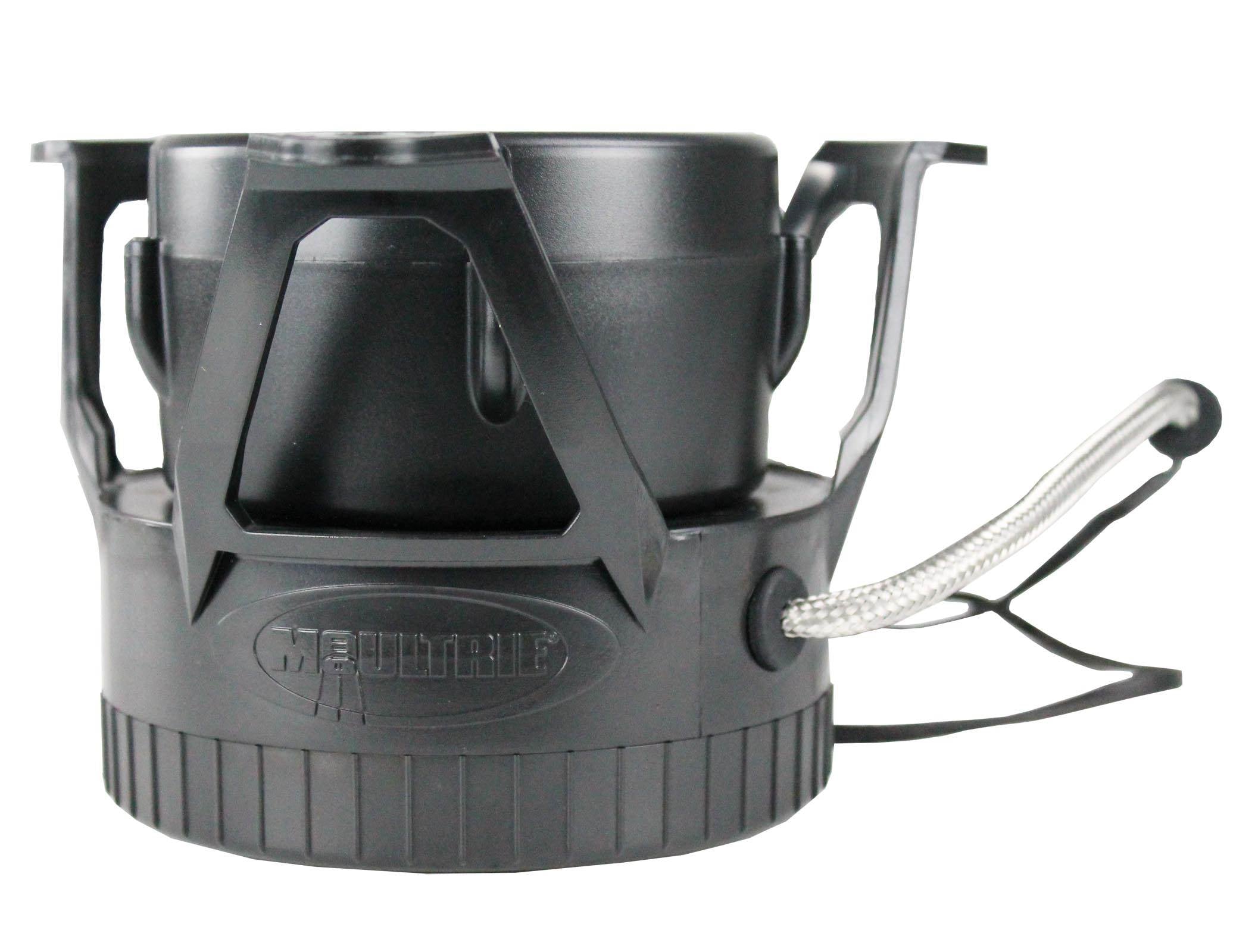 MOULTRIE 30 Gallon FeedCaster Pro Pond Fish Feeder + 6V Battery & Solar Panel
