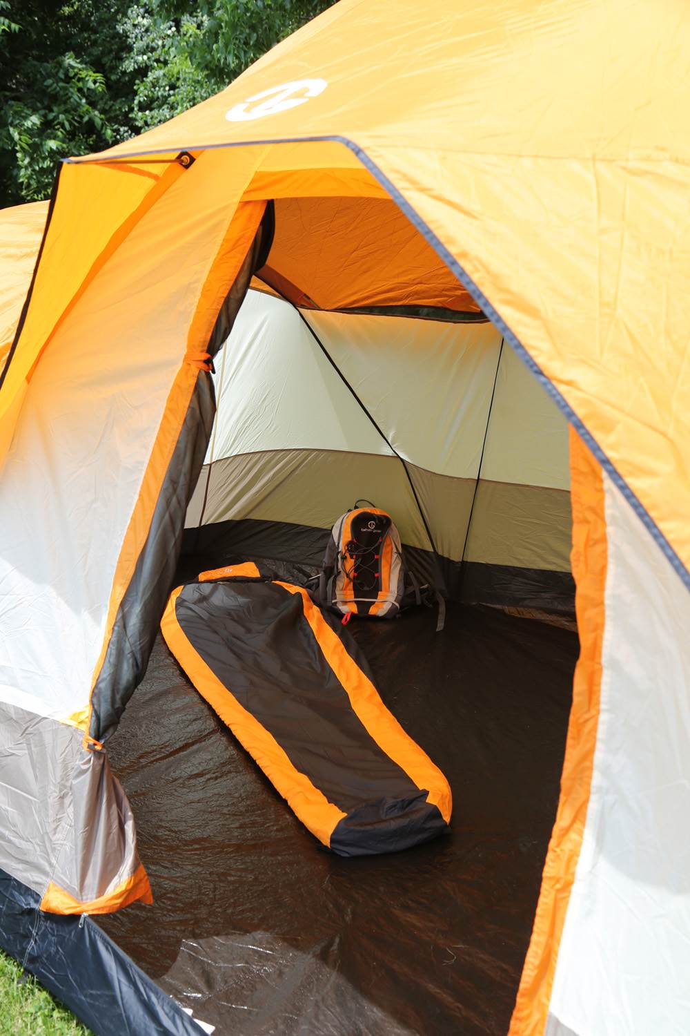 Tahoe Gear Olympia 10-Person 3-Season Tent, Orange/Ivory | Used