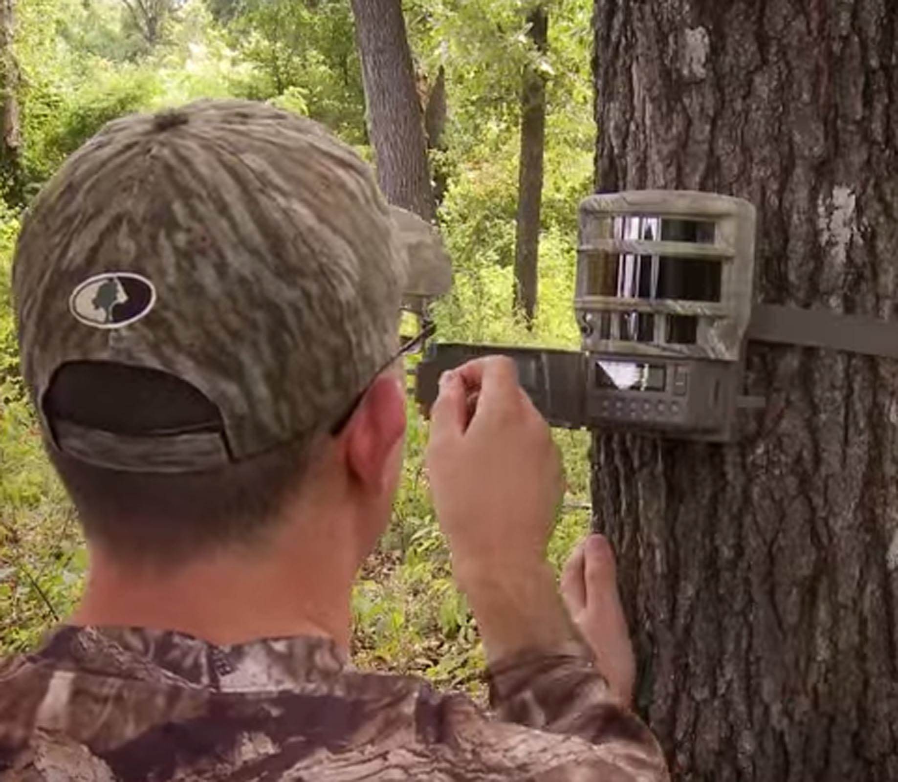 MOULTRIE No Glow 8MP Panoramic 150i Infrared Digital Trail Camera (For Parts)