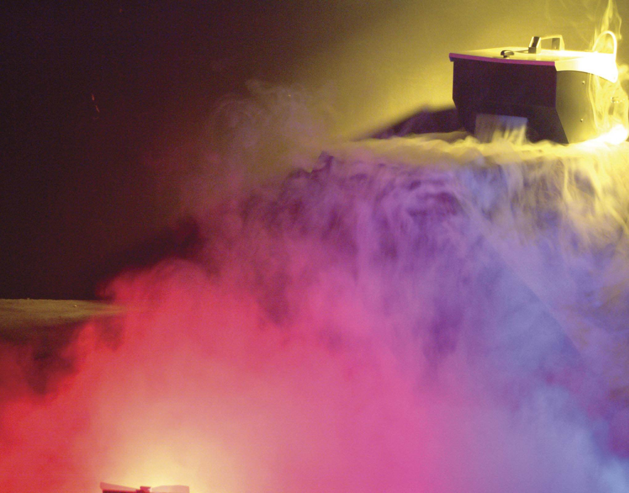 AMERICAN DJ MISTER KOOL Smoke Low Lying Dry Ice Effect Fog Machine with Remote