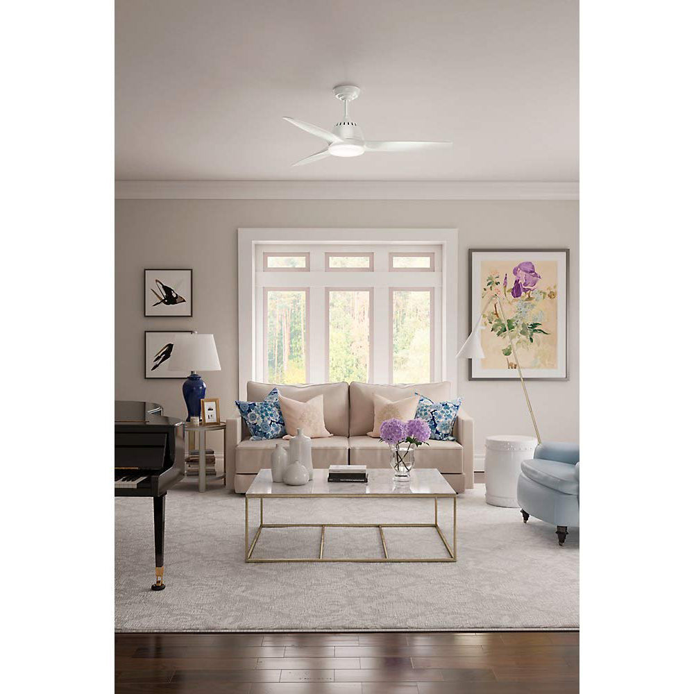 Hunter Fan 52-Inch Ceiling Fan with LED Lights and 3 Blades, White (Open Box)