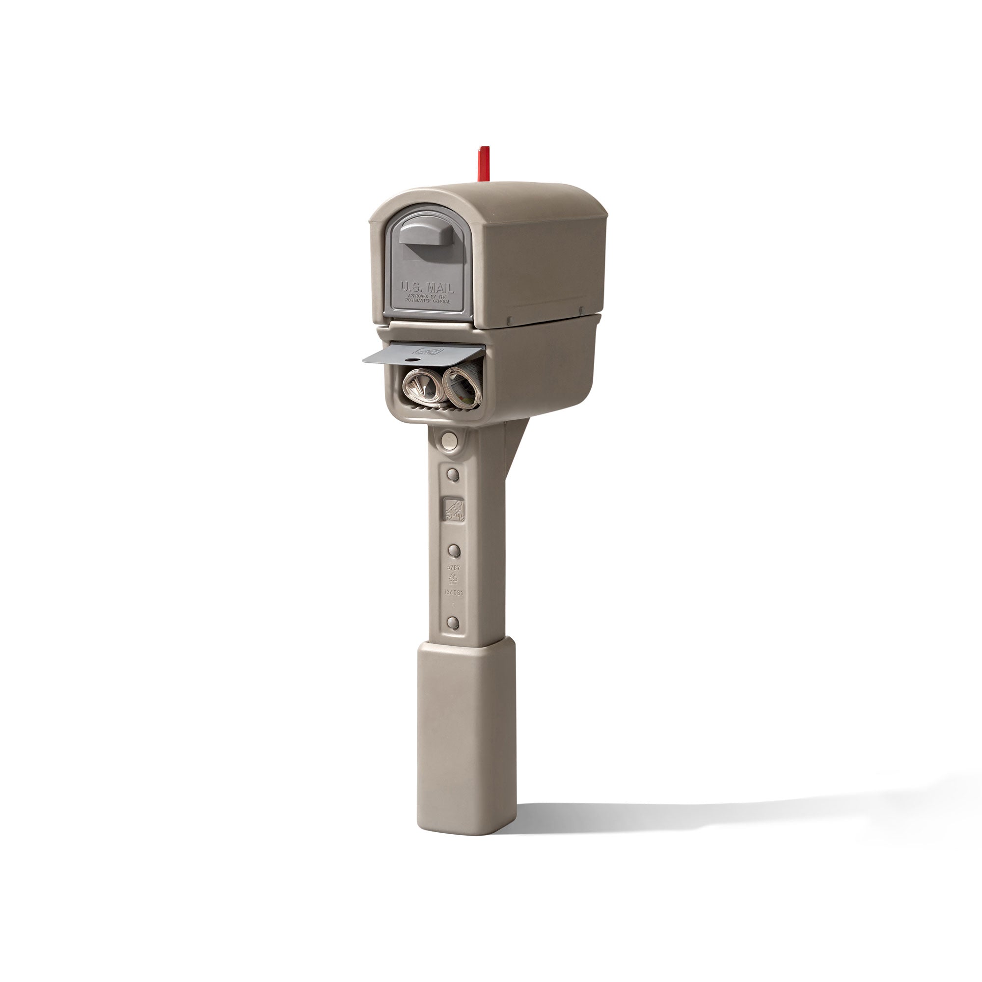 Step2 MailMaster Express Plus Plastic Weather Resistant Mailbox, Tan (Used)