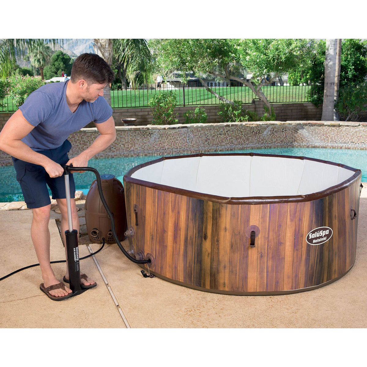 Bestway SaluSpa Helsinki 7 Person Inflatable Hot Tub Spa w/Water Treatment