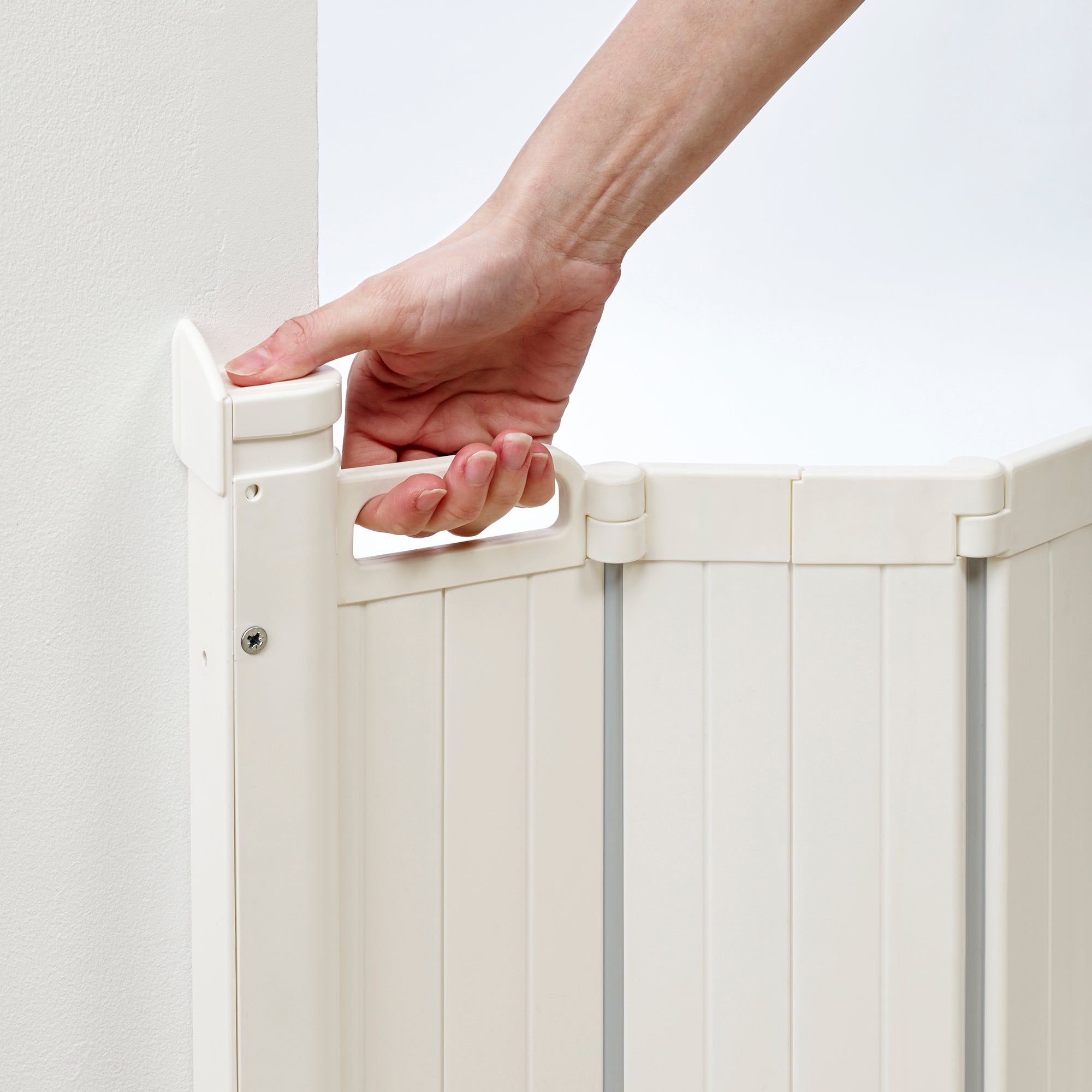 BabyDan Guard Me 25.4-36" Wide Doorway Auto Foldable Safety Baby Gate (2 Pack)