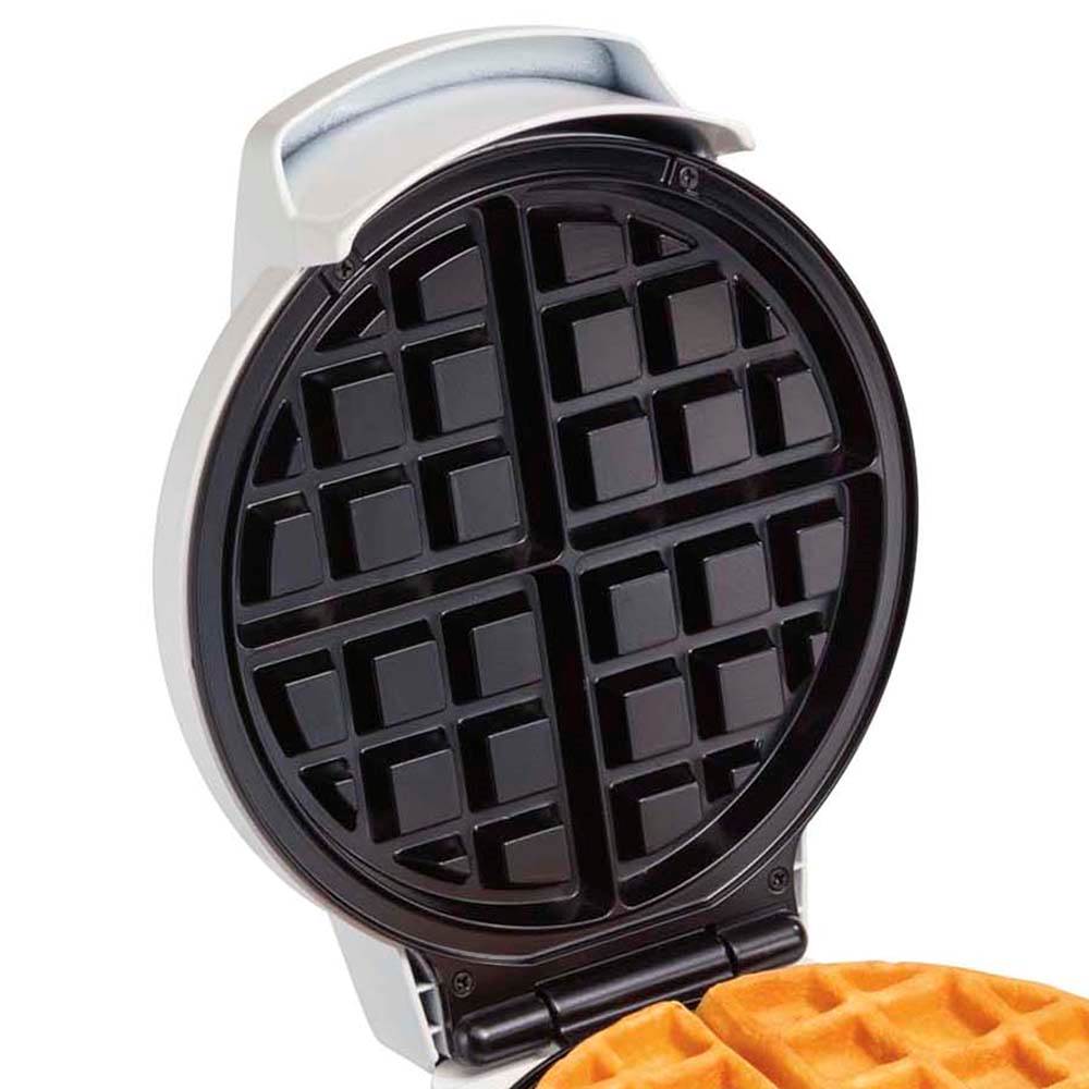Proctor Silex 26070 Kitchen Counter-top Belgian Waffle Baker (Open Box)